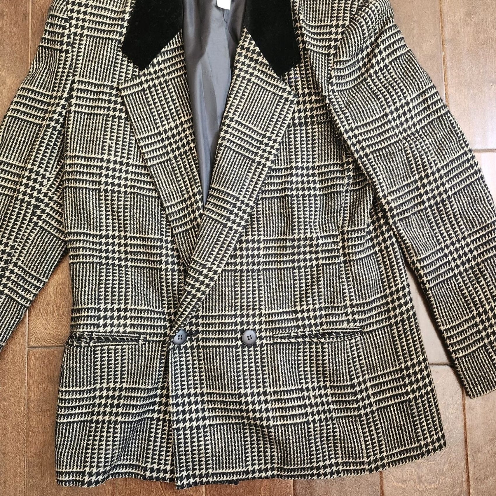 Lord & Taylor Lord & Taylor Women Jacket Multicolor Plaid Velvet Collar Wool 8 Regular Dry Clean Only Button Long Sleeve Women's Jacket Size M / US 6-8 / IT 42-44 - 3 Thumbnail
