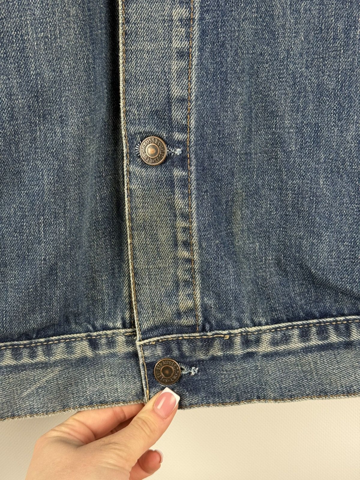 Levi's Levi’s Vintage 70511 Men’s Denim Trucker Jacket Size L Size US L / EU 52-54 / 3 - 16 Thumbnail