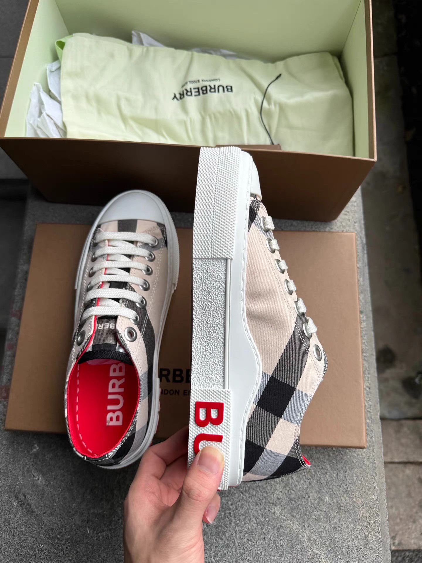 Burberry Burberry Check Canvas Sneakers K6 Size US 6 / IT 36 - 9 Thumbnail