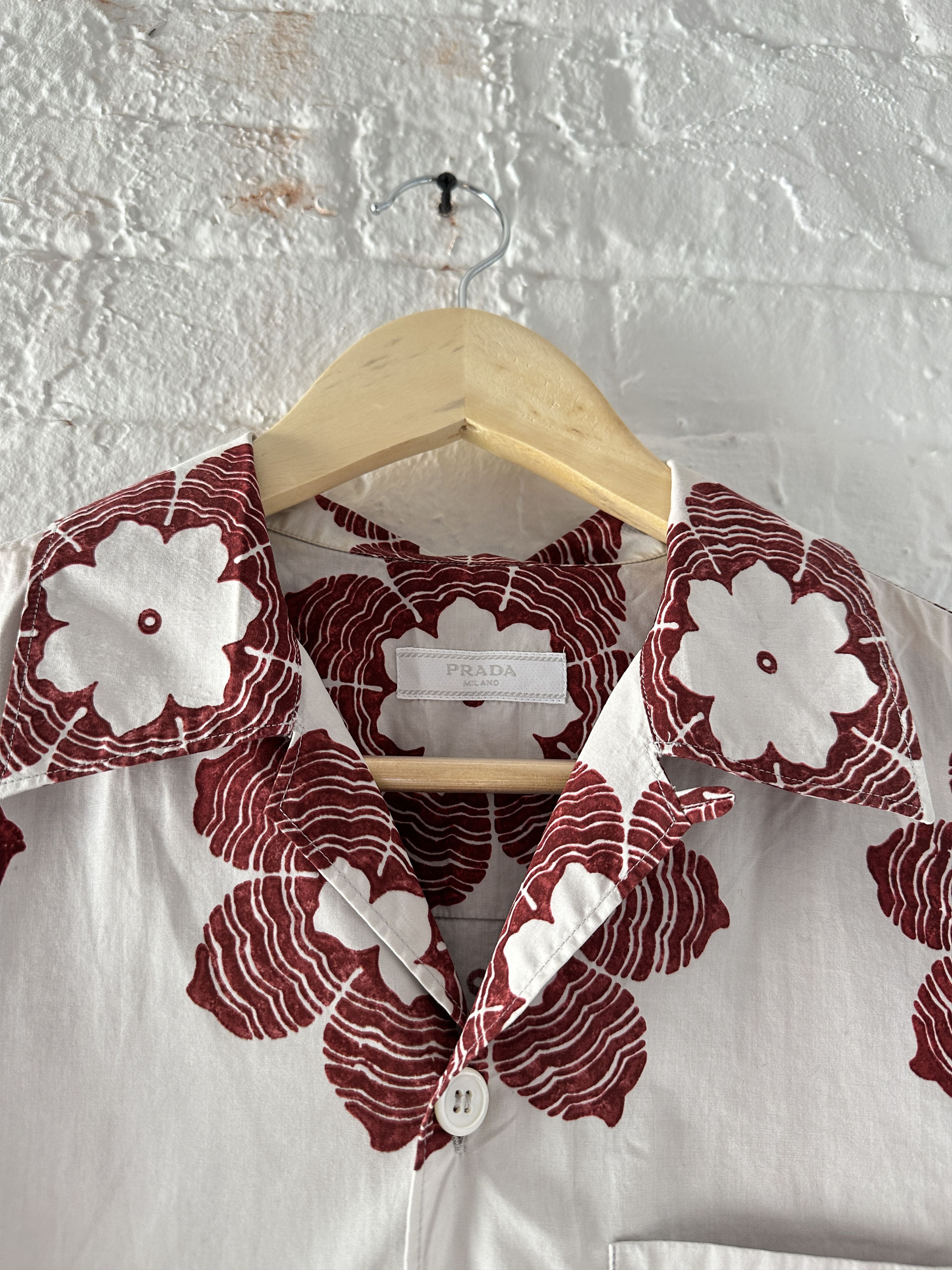 Prada Prada Floral Camp Collar Shirt Size US S / EU 44-46 / 1 - 2 Thumbnail