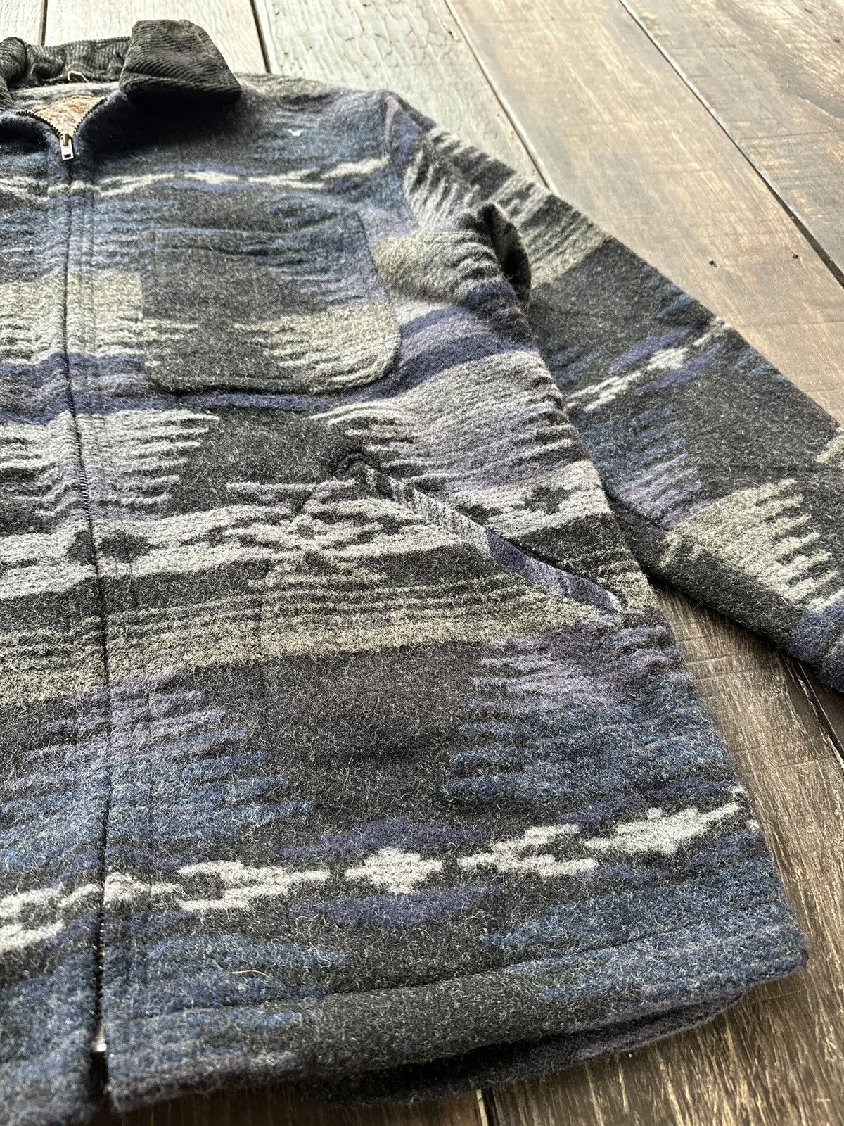 Woolrich Woolen Mills Wool rich long sleeve navajo design Size US L / EU 52-54 / 3 - 3 Thumbnail