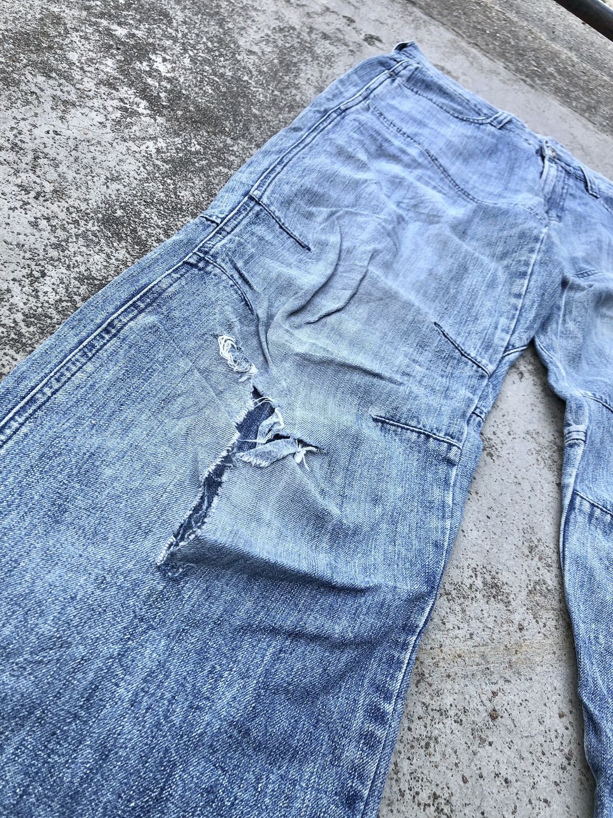 Avirex AVIREX DISTRESSED DENIM Size US 32 / EU 48 - 2 Thumbnail