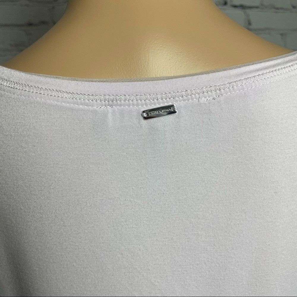 White House Black Market New White House Black Market Lilac Scoop Neck Rayon Tee Siz Size M / US 6-8 / IT 42-44 - 9 Thumbnail