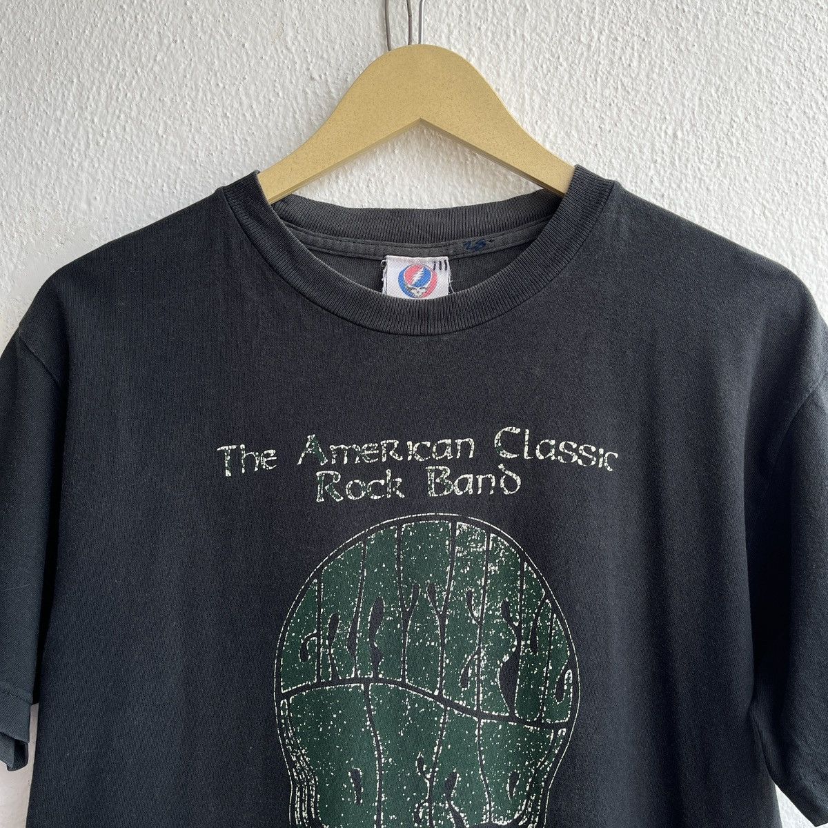 Grateful Dead VINTAGE Y2K GRATEFUL DEAD ROCK TEES COPYRIGHT 2005 TSHIRT Size US M / EU 48-50 / 2 - 19 Thumbnail