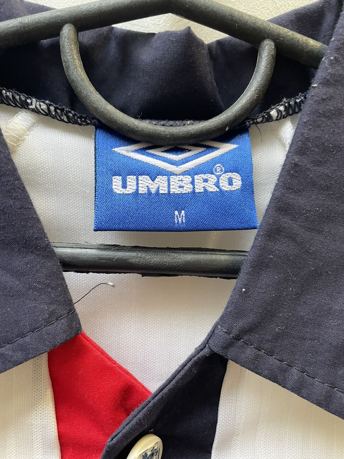 Umbro × Vintage ENGLAND UMBRO 1997/1998 HOME FOOTBALL SHIRT SOCCER JERSEY Size US M / EU 48-50 / 2 - 7 Thumbnail