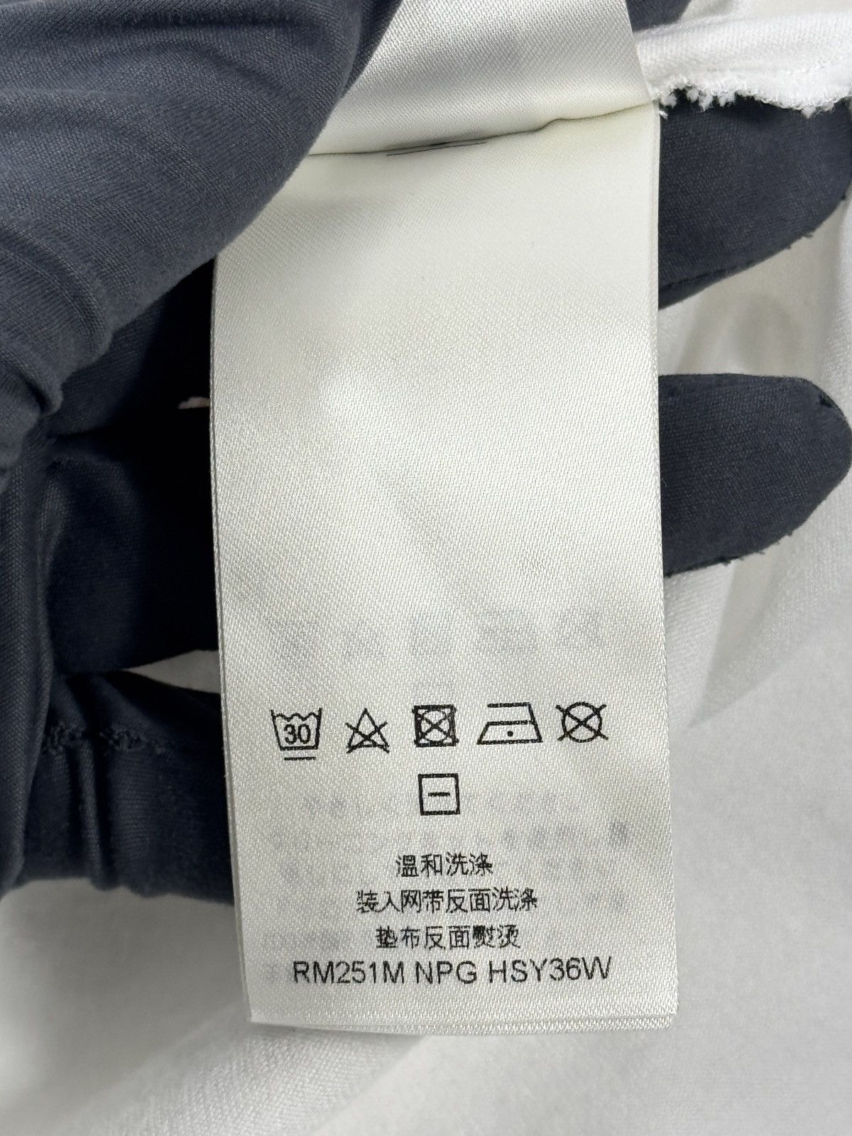 Louis Vuitton SKI PRINT T-SHIRT Size US L / EU 52-54 / 3 - 7 Thumbnail