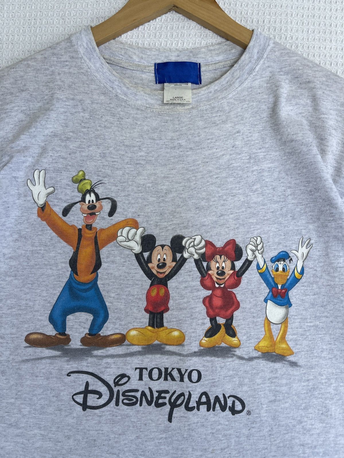 Disney Rare🔥Vintage 90s Tokyo Disneyland Mirror T-Shirt Size US L / EU 52-54 / 3 - 9 Thumbnail