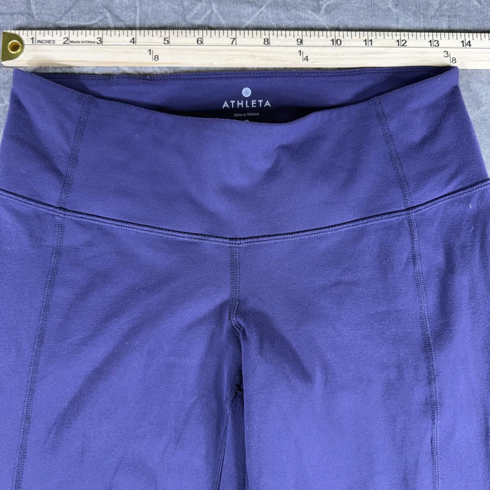 Other Athleta Leggings S Purple Revelation flared yoga pants Size 28" / US 6 / IT 42 - 3 Thumbnail