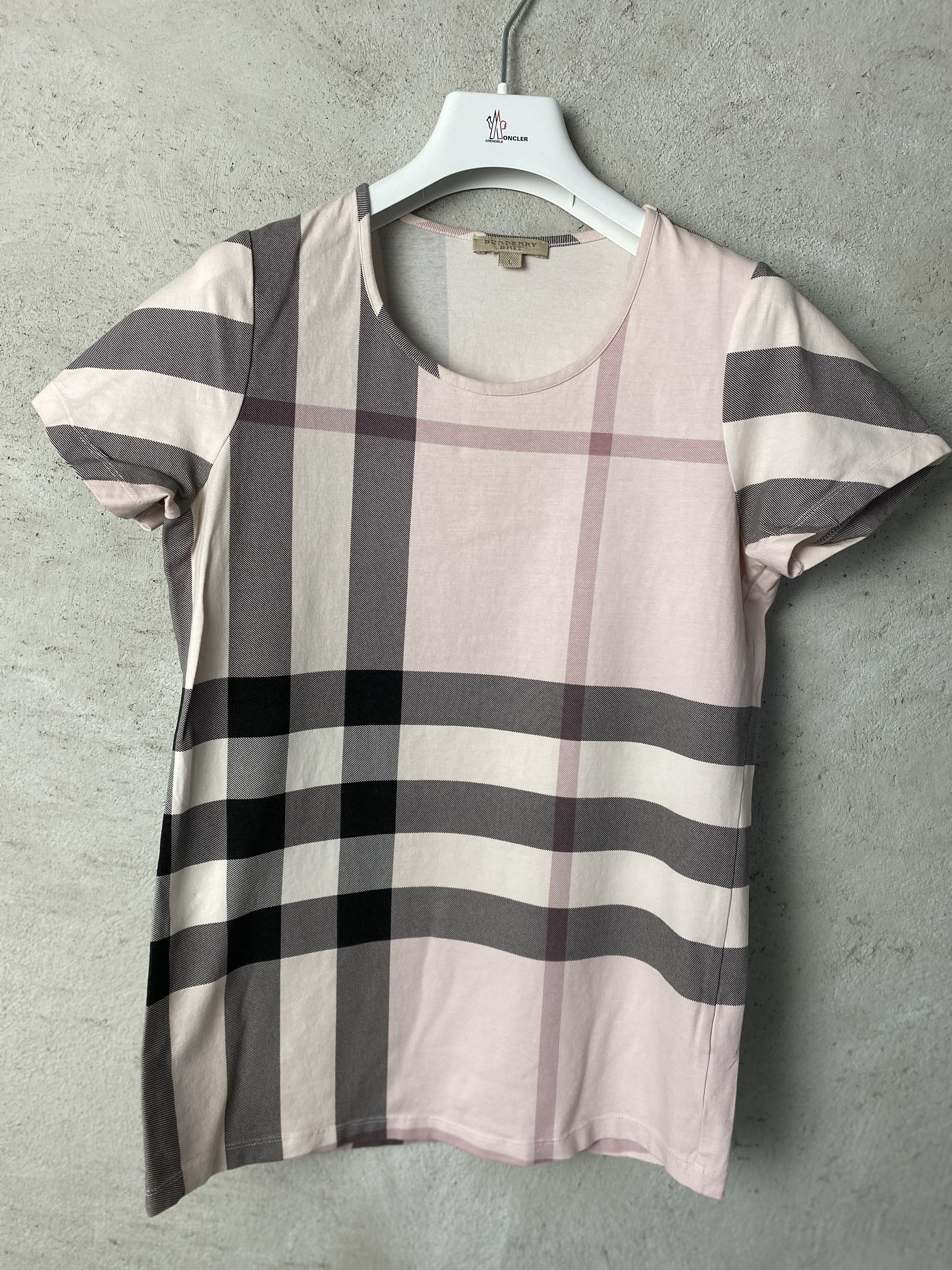 Burberry Burberry nova check t-shirt tee vintage Size L / US 10 / IT 46 - 1 Thumbnail