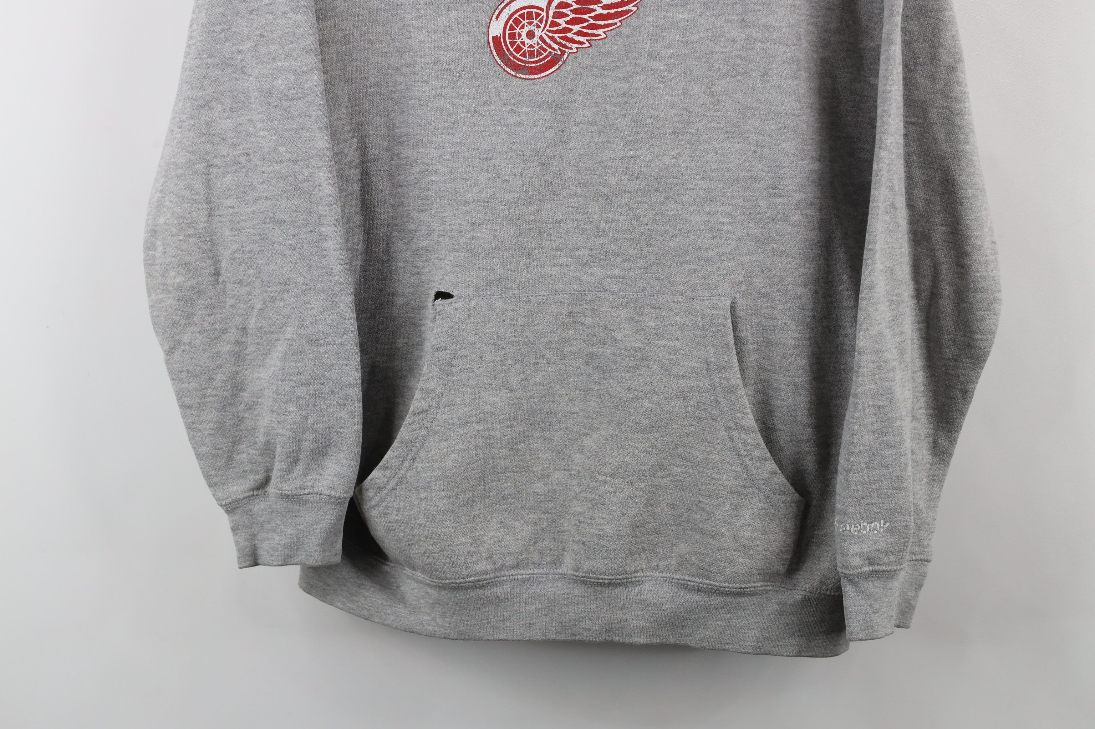 Reebok × Vintage Vintage Reebok Spell Out Detroit Red Wings Hockey Hoodie Size US S / EU 44-46 / 1 - 3 Thumbnail