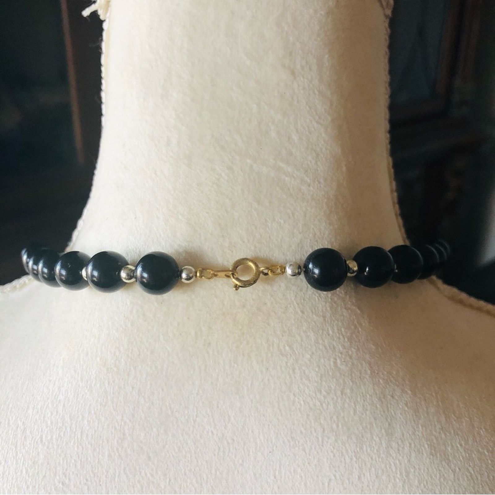 Vintage Vintage 80s black round plastic bead necklace Size ONE SIZE - 7 Thumbnail