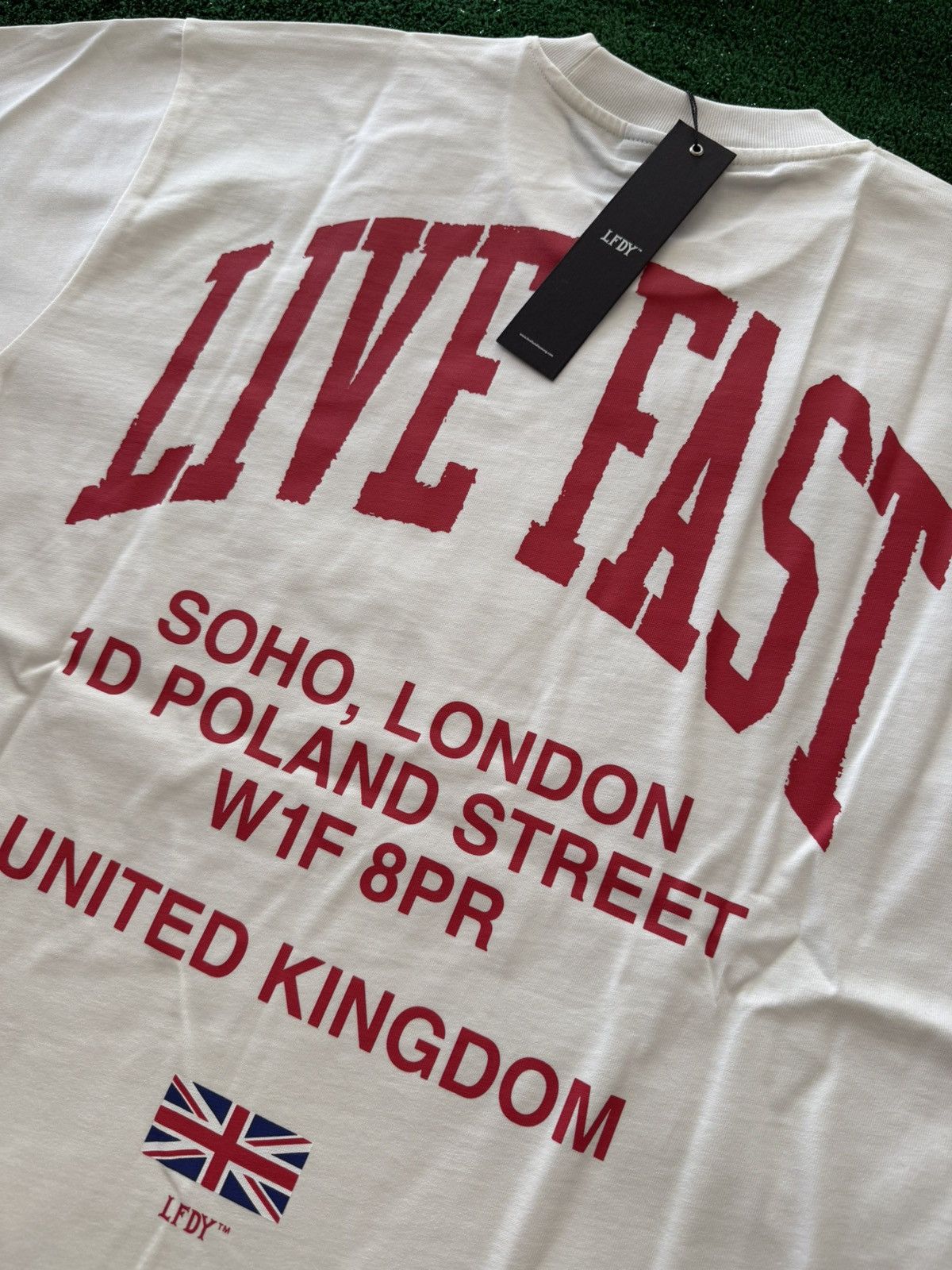 LFDY LFDY LiveFast United Kingdom Soho London Red Tshirt Size US L / EU 52-54 / 3 - 2 Thumbnail