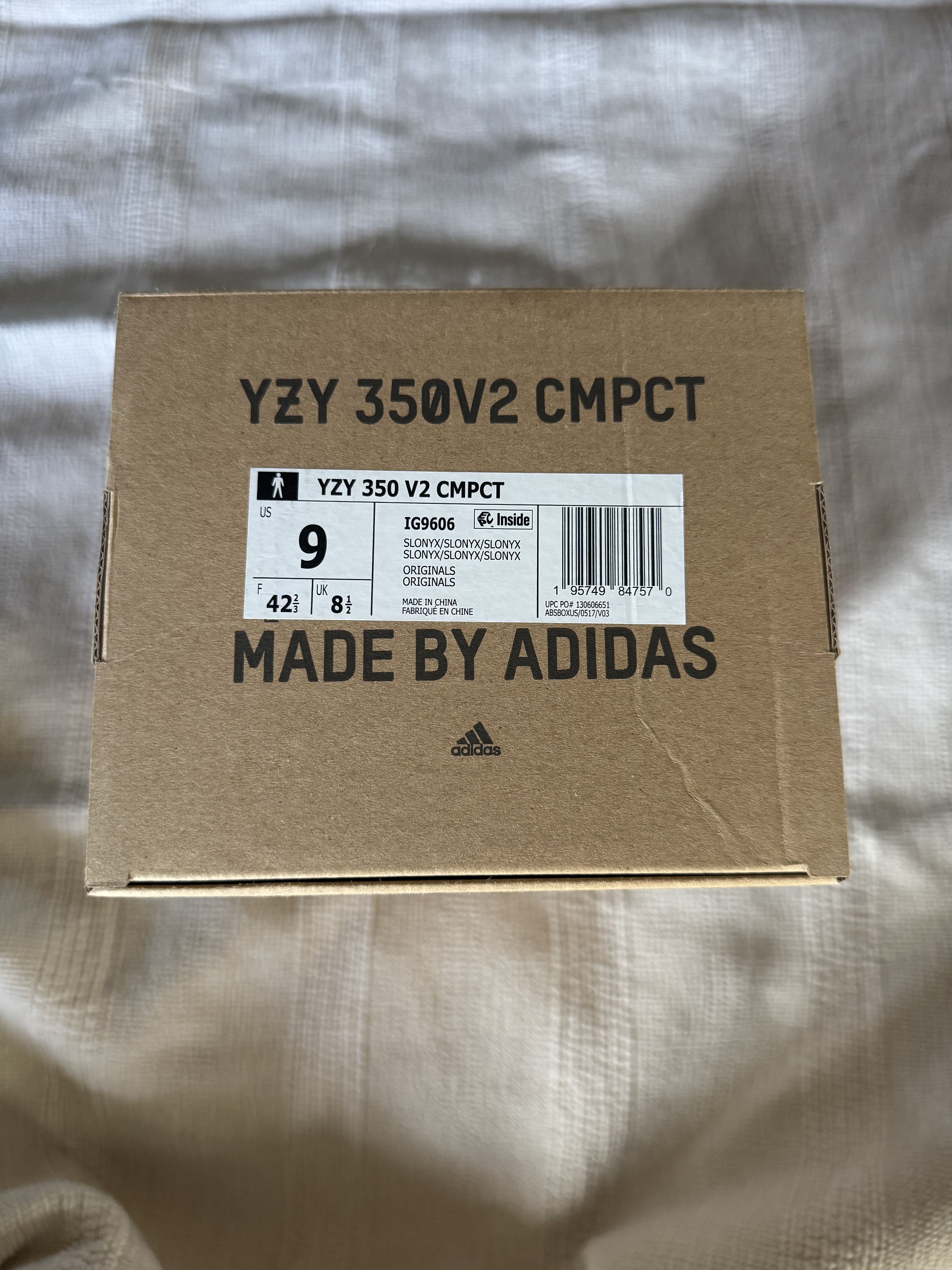 Adidas × Yeezy YZY 350 V2 CMPCT Black Size US 9 / EU 42 - 5 Thumbnail