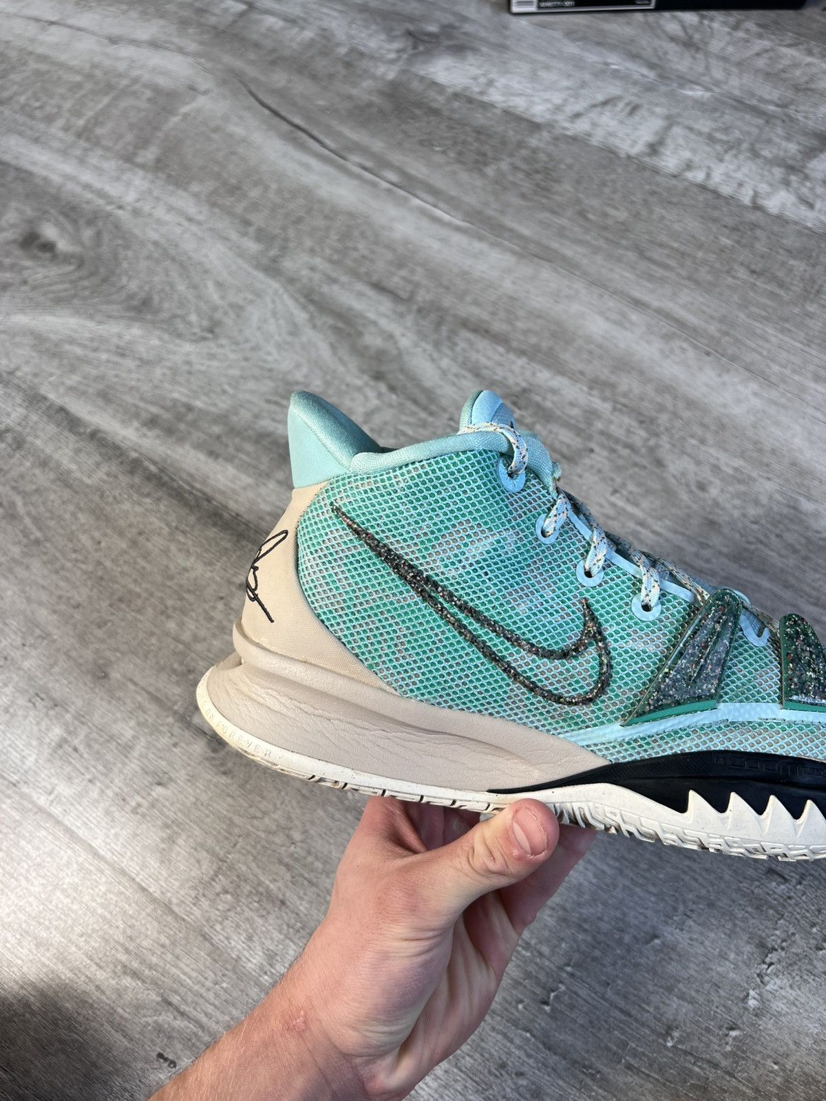 Nike Nike Kyrie 7 Copa Size US 8.5 / EU 41-42 - 4 Thumbnail