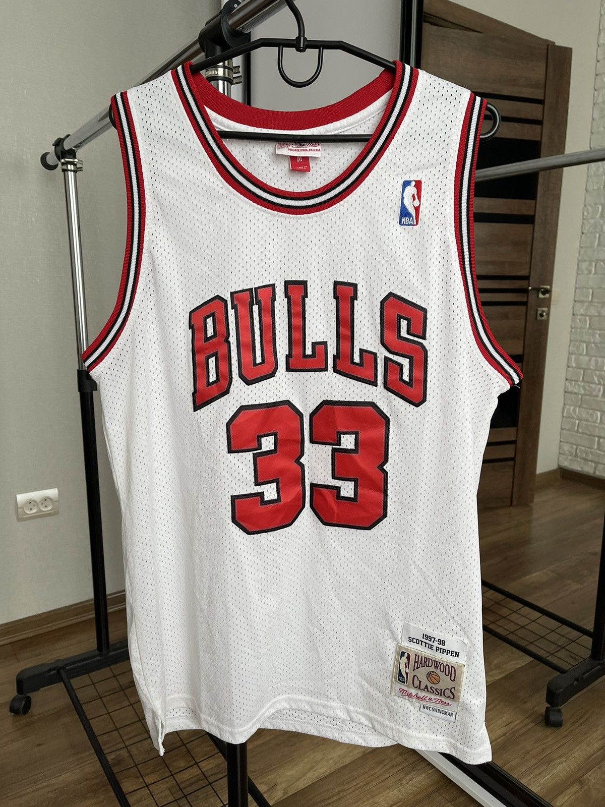 Mitchell & Ness Mitchell And Ness Chicago Bulls Pippen Vintage NBA Jersey Size US M / EU 48-50 / 2 - 1 Thumbnail