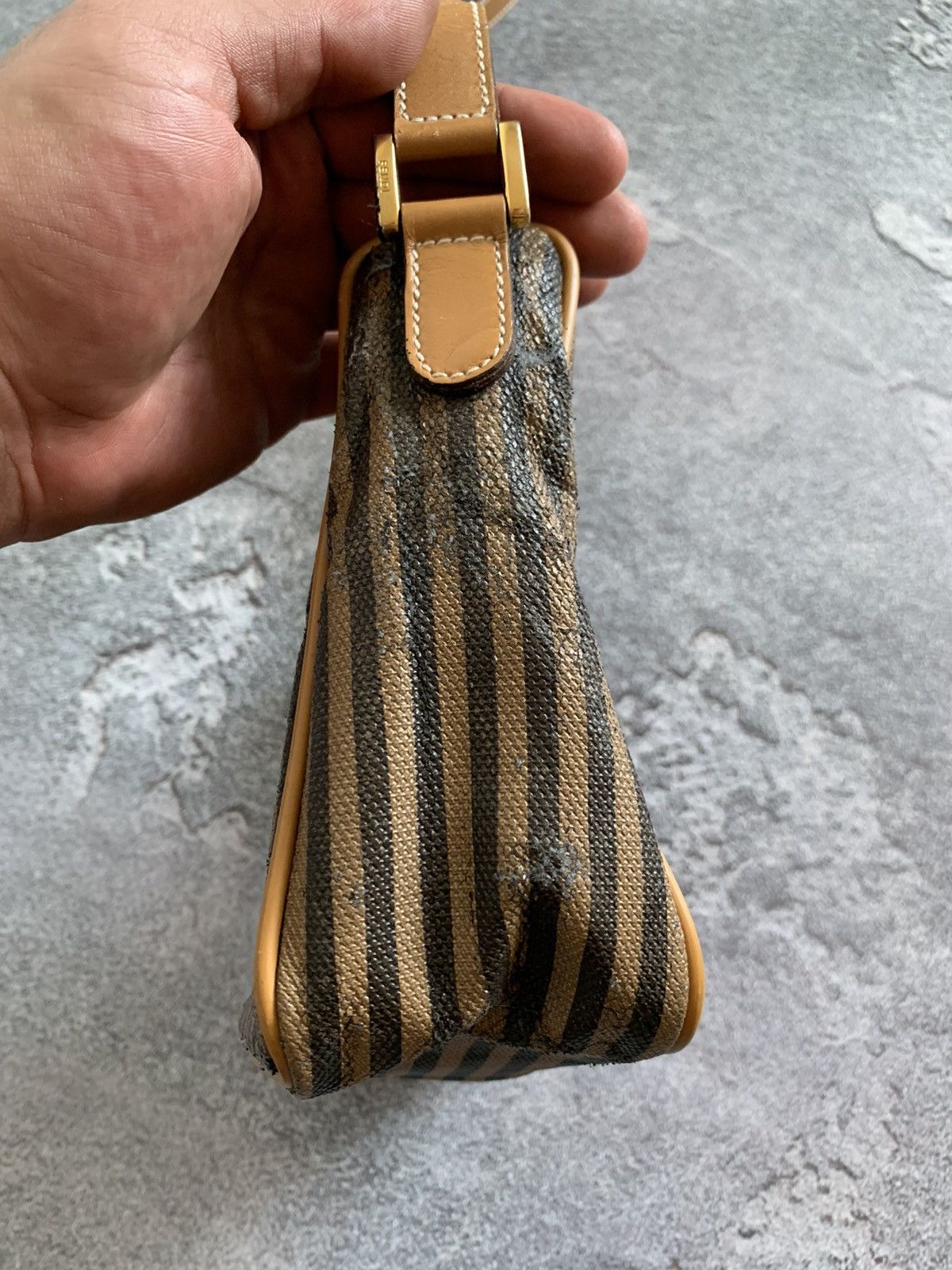 Fendi × Vintage Vintage Fendi Roma Messenger Bag Size ONE SIZE - 5 Thumbnail