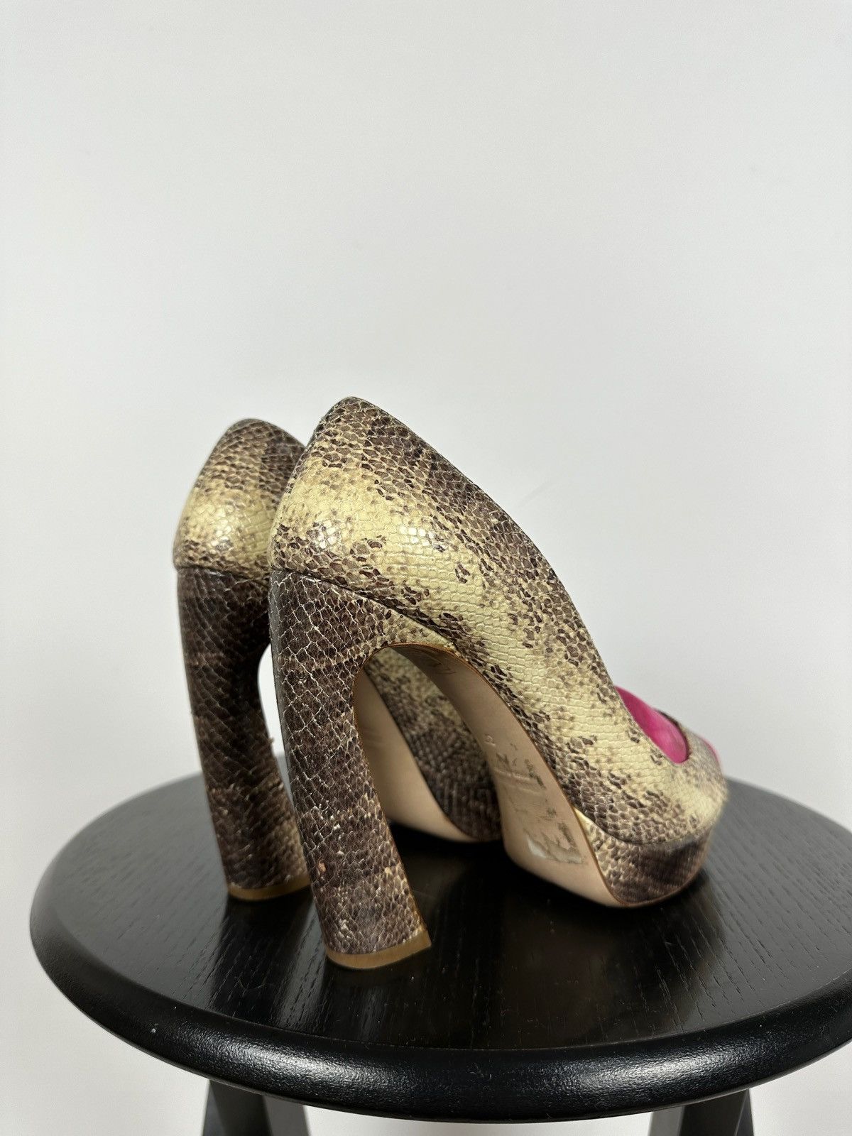 Miu Miu Miu Miu Snake Leather Platform Pumps Heel Size US 7 / IT 37 - 4 Thumbnail