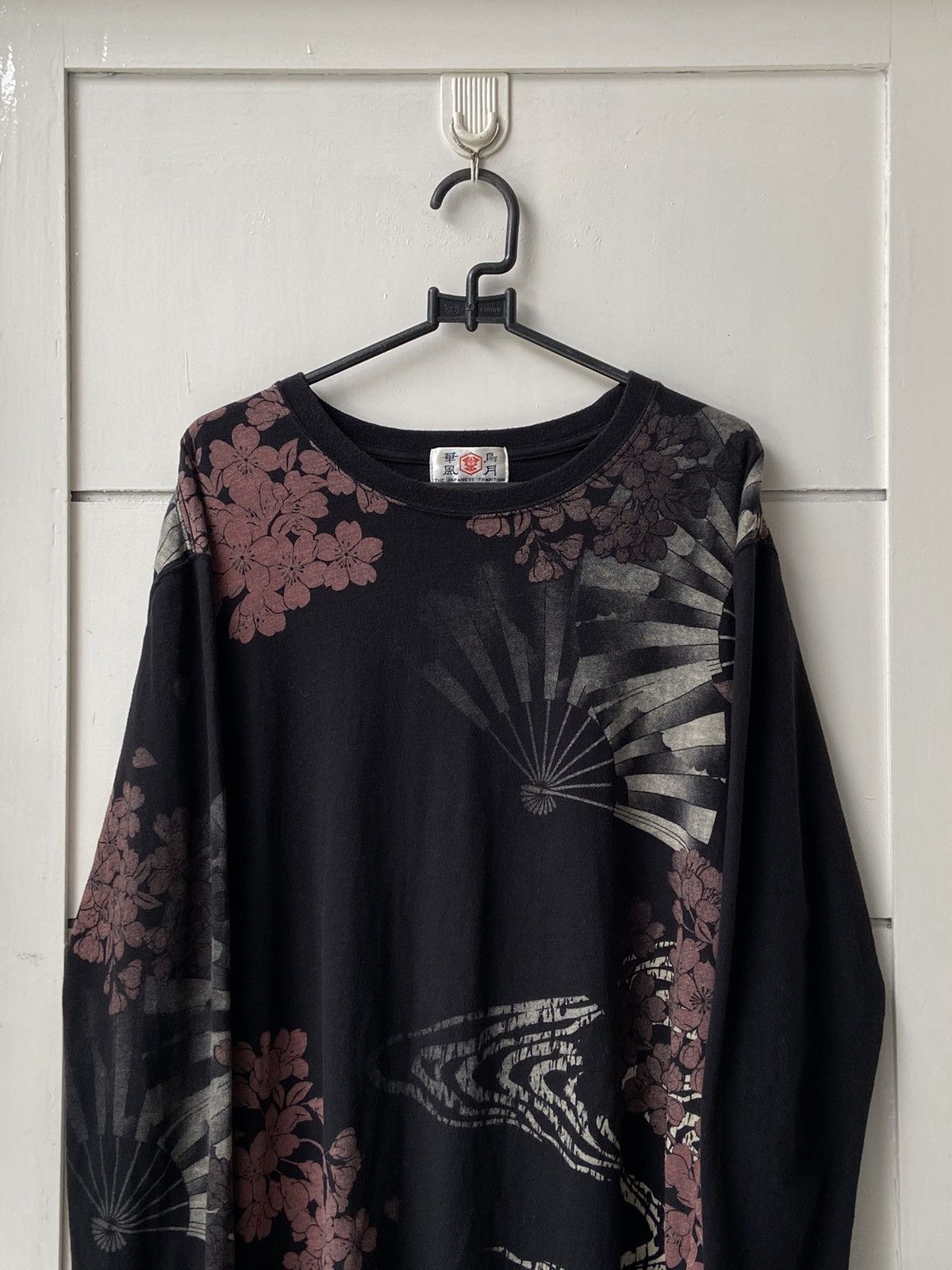 Japanese Brand Japanese Traditional Long Sleeve T-shirt Size US S / EU 44-46 / 1 - 10 Thumbnail