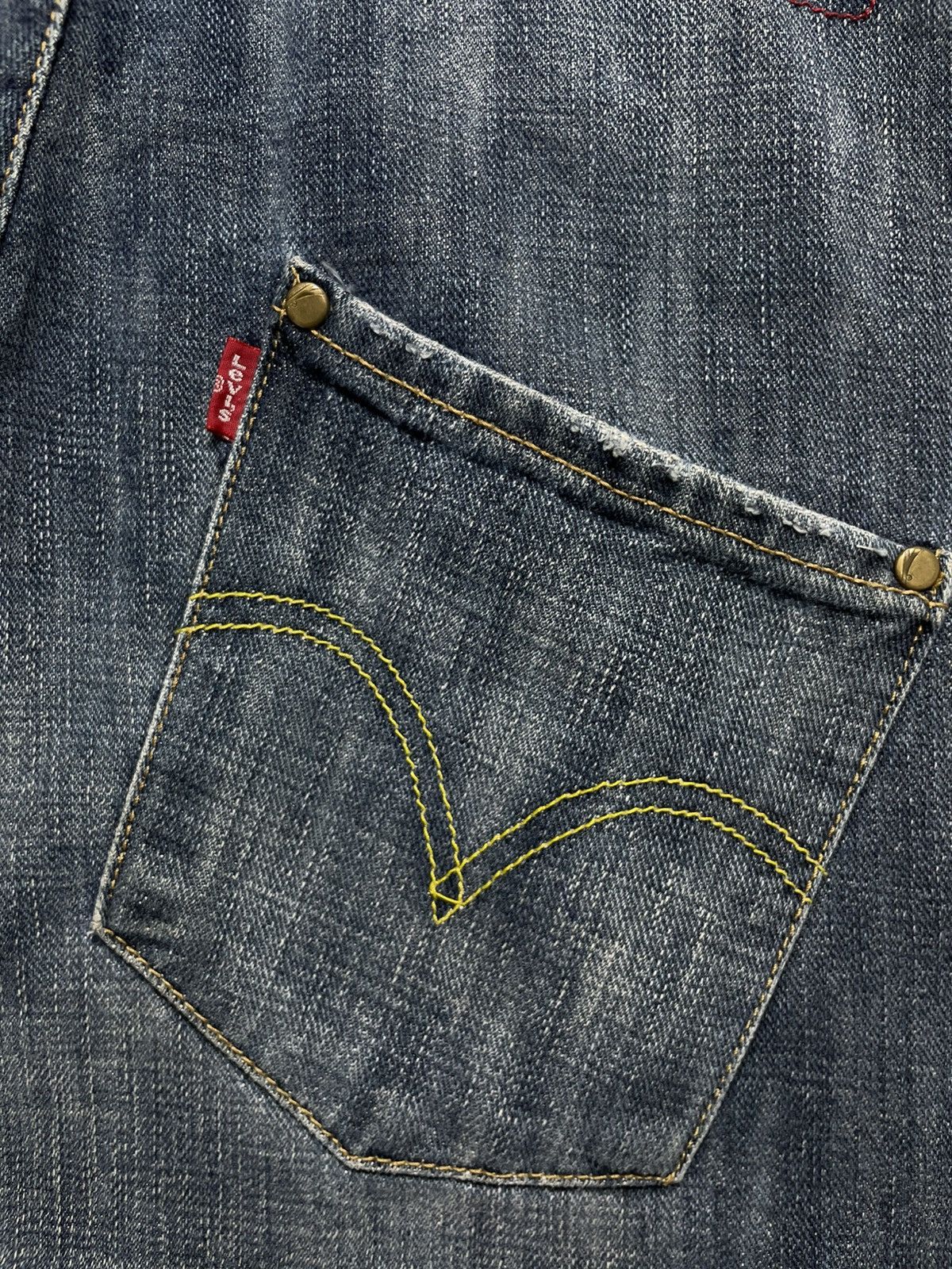 Levi's Vintage Levis Engineered Twisted Jeans Size US 31 - 6 Thumbnail