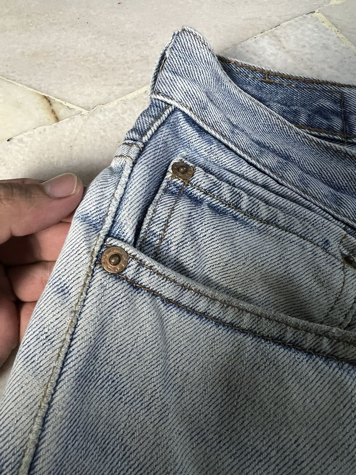 Jean × Levi's × Levi's Vintage Clothing VINTAGE LEVIS 505 DISTRESSED MUD WASH JEANS Size US 34 / EU 50 - 8 Thumbnail