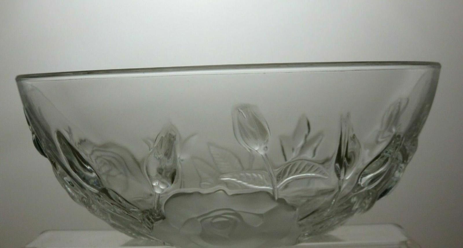 The Unbranded Brand Flower Pattern Glass Fruit Salad Bowl 3 3/4" Size ONE SIZE - 3 Thumbnail