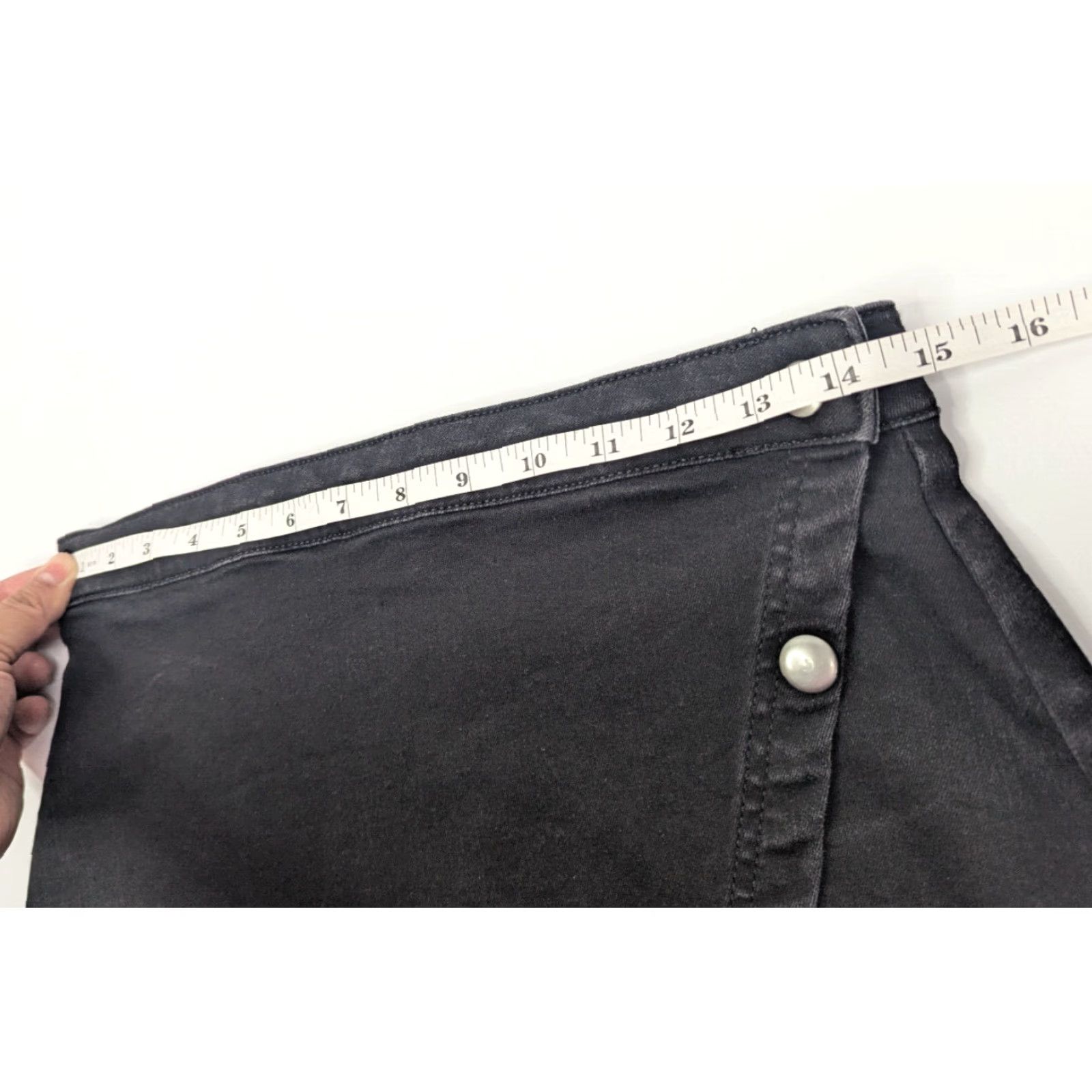 Free People VINTAGE We The Free Notched Denim Side Button Mini Skirt Black Size 10 Free People Size 32" / US 10 / IT 46 - 4 Thumbnail