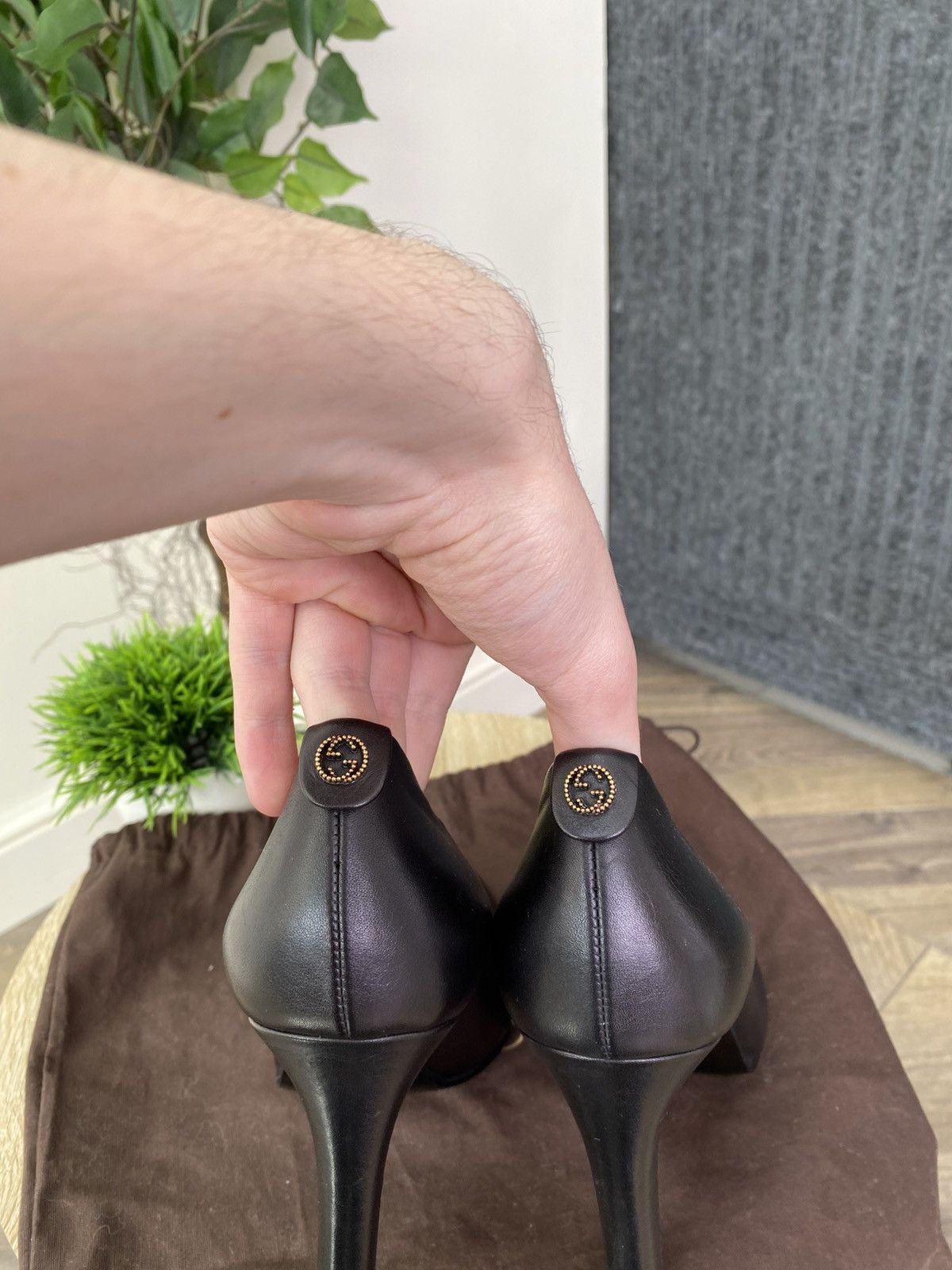 Gucci Vintage Gucci Saddle Soft Leather Round Toe Pumps Size US 10 / IT 40 - 9 Thumbnail