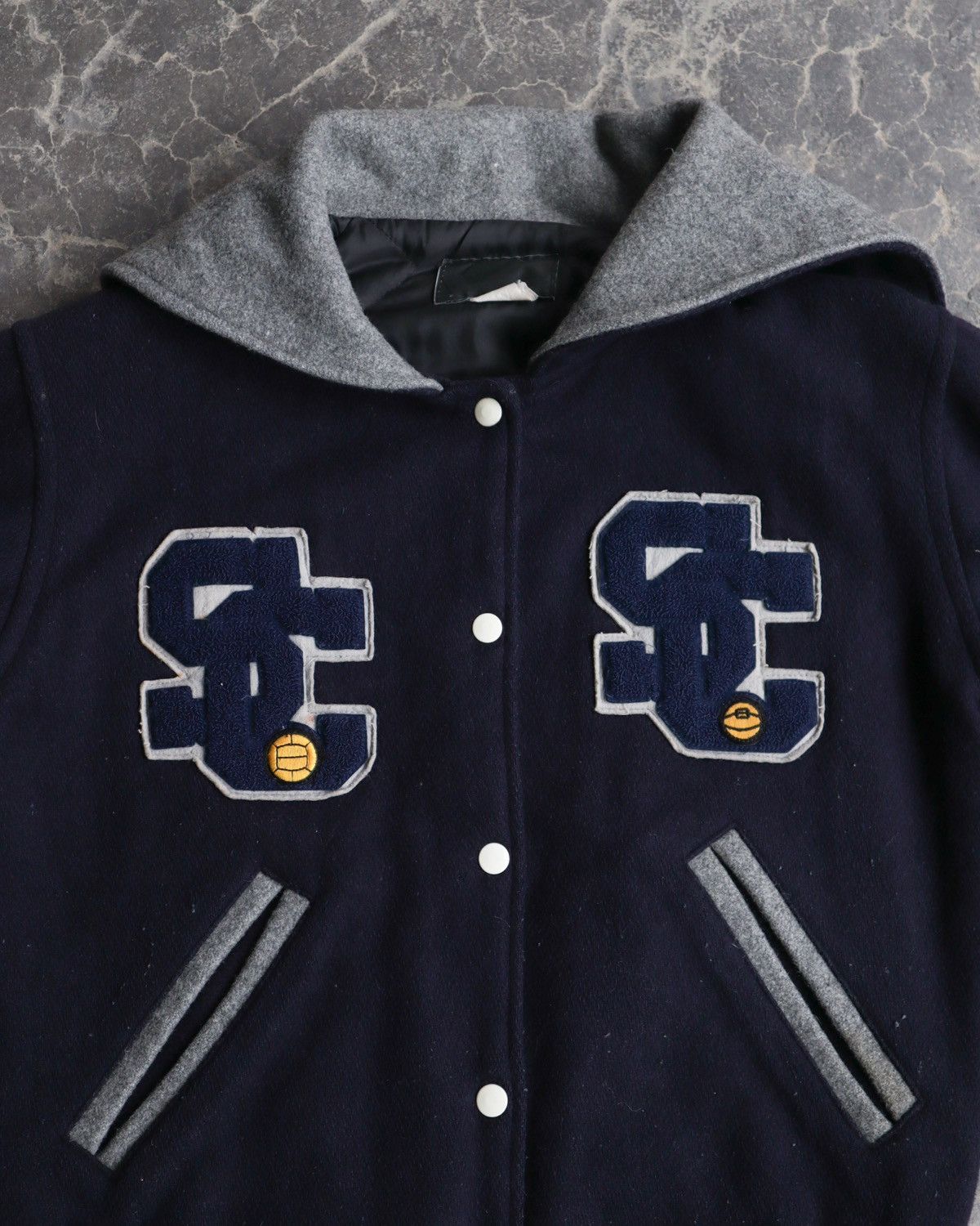 Vintage 80s Vintage 80s Varsity Hooded Cropped Jacket - M/L Size US M / EU 48-50 / 2 - 2 Thumbnail