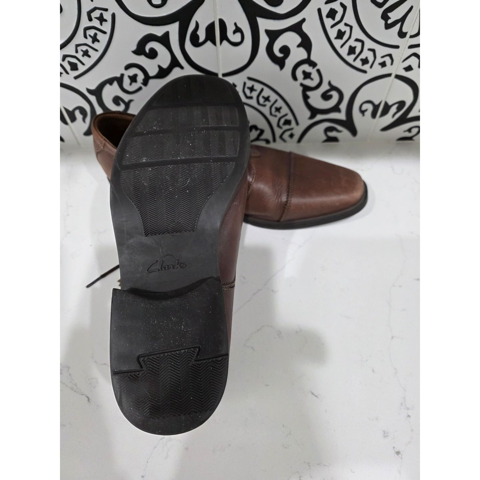 Clarks Clarks Men's Tilden Cap Oxford Shoe Dark Tan Leather 9.5 W Size US 9.5 / EU 42-43 - 7 Thumbnail