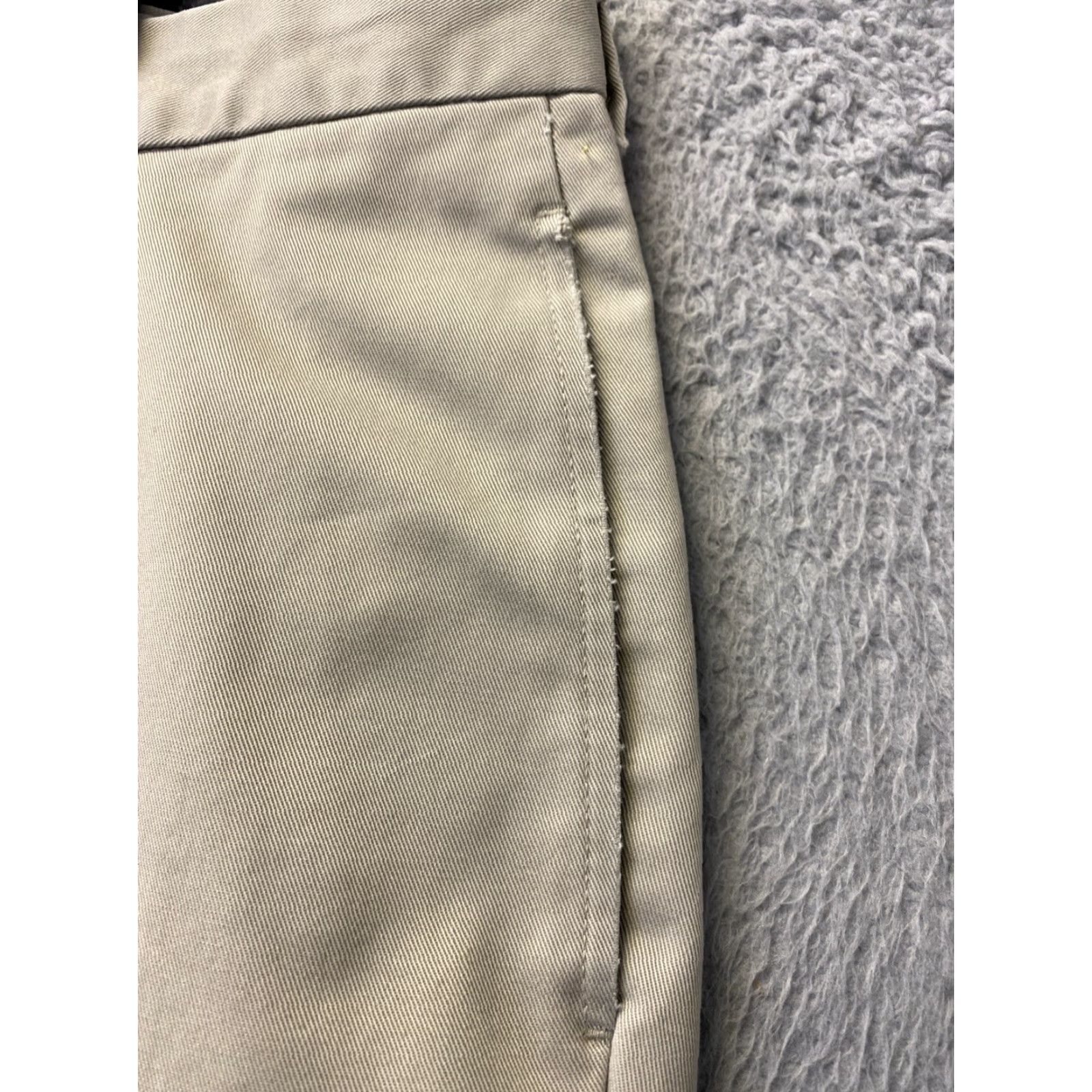 Brooks Brothers BROOKS BROTHERS Chino Pants 42x32 Beige Clark Fit Advantage Casual Business Mens Size US 42 / EU 58 - 3 Thumbnail
