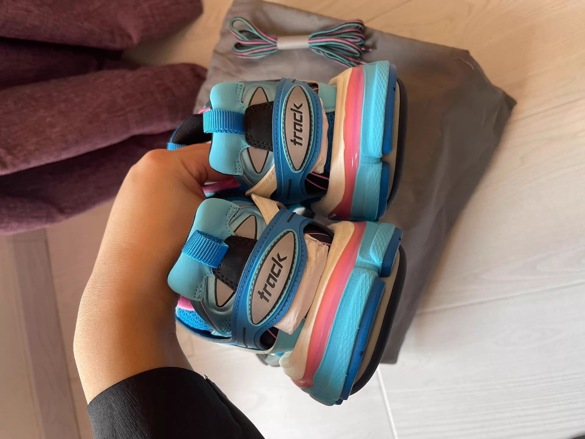 Balenciaga Balenciaga Triple S New No Box 39 Unisex Dust Bag Colorway Size US 8.5 / IT 38.5 - 4 Thumbnail