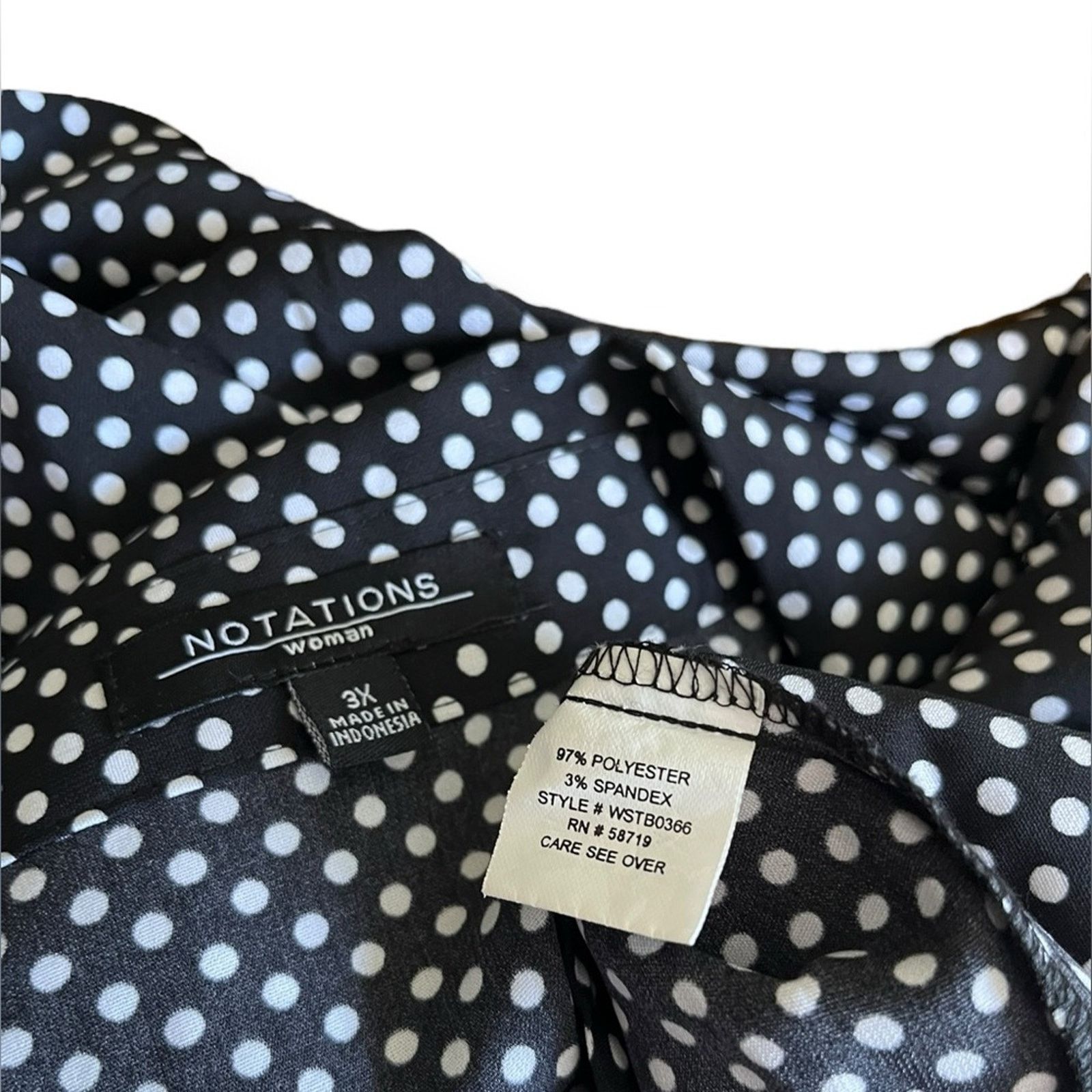 Other Notations Woman Plus Size buttoned polka dot peplum blouse Size 3XL / US 20-22 - 9 Thumbnail