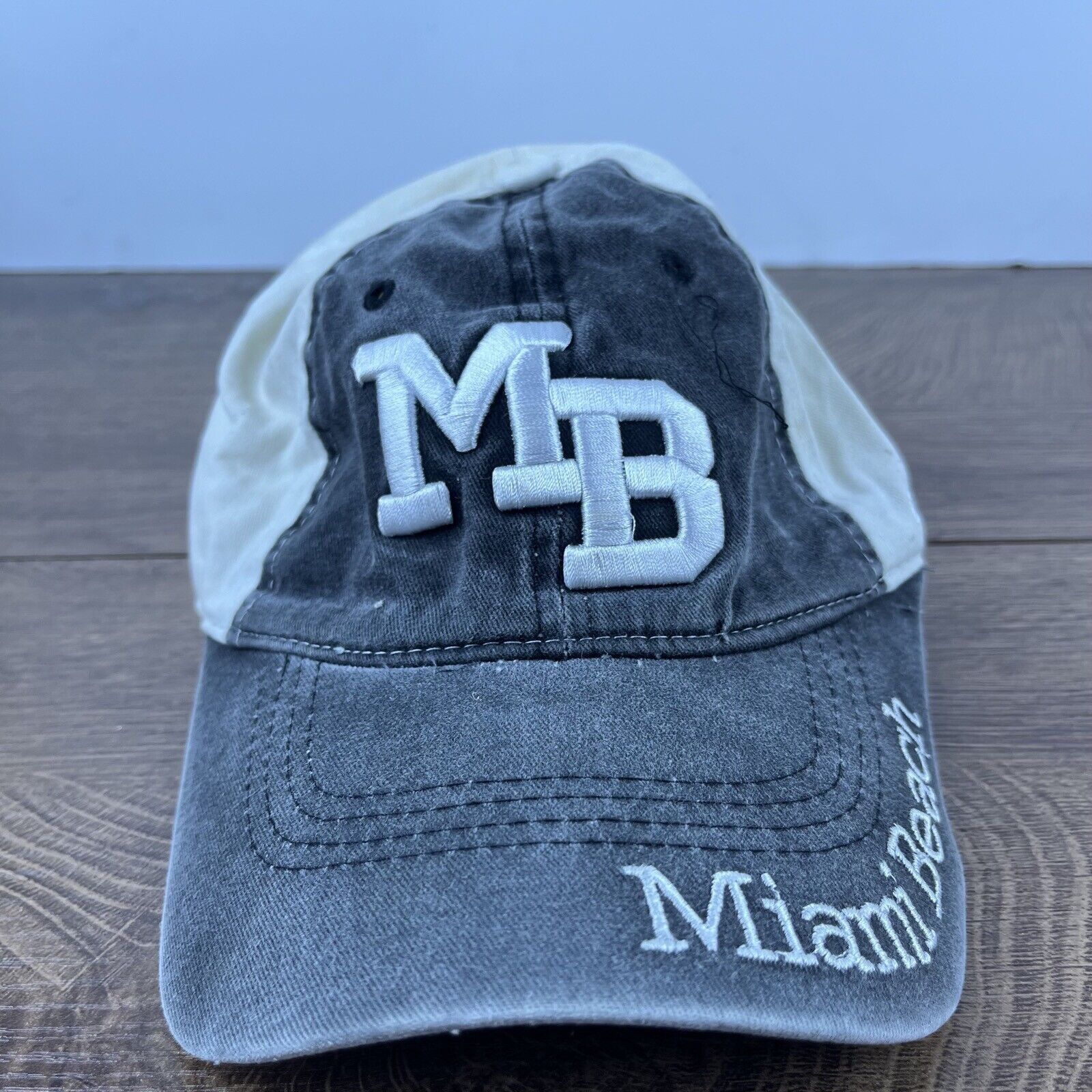 Other Miami Beach Hat Miami Beach Florida Hat Gray Adjustable Hat Size ONE SIZE - 1 Thumbnail
