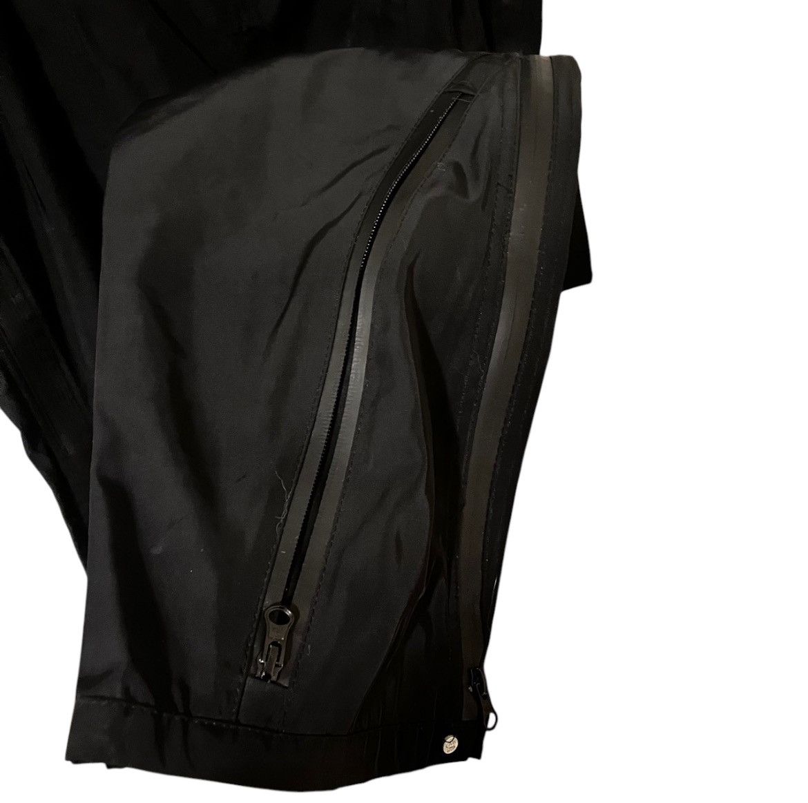 FAR FROM WHAT × Japanese Brand Far From What (Far Archive) Curve Zip Track Pants Size XXL Size US 36 / EU 52 - 4 Thumbnail