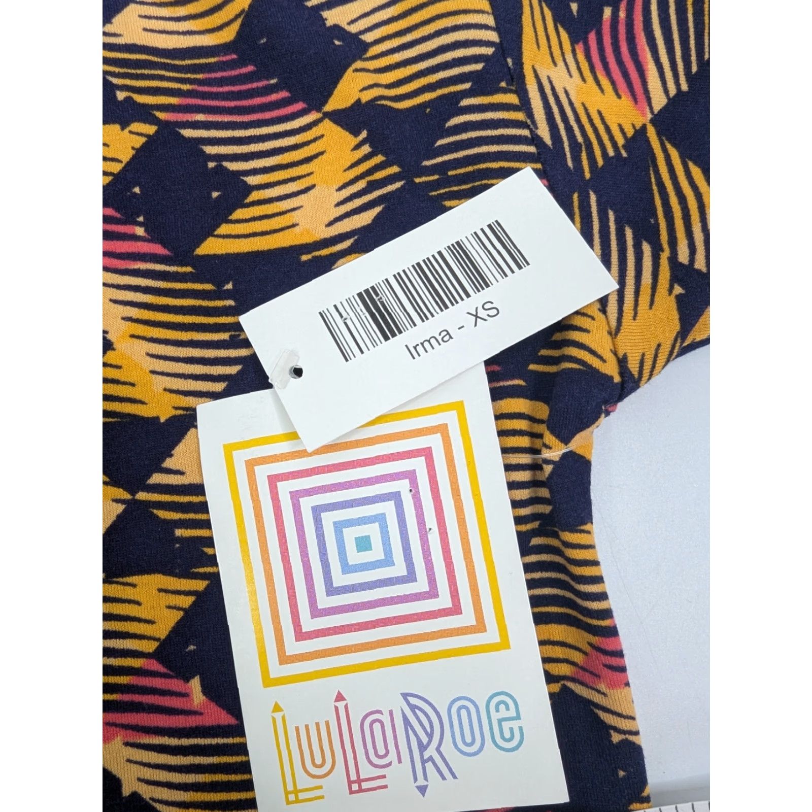 Vintage VINTAGE NWT LulaRoe Irma Tunic Womens XS Geometric Yellow Stretch Shirt Size XS / US 0-2 / IT 36-38 - 6 Thumbnail