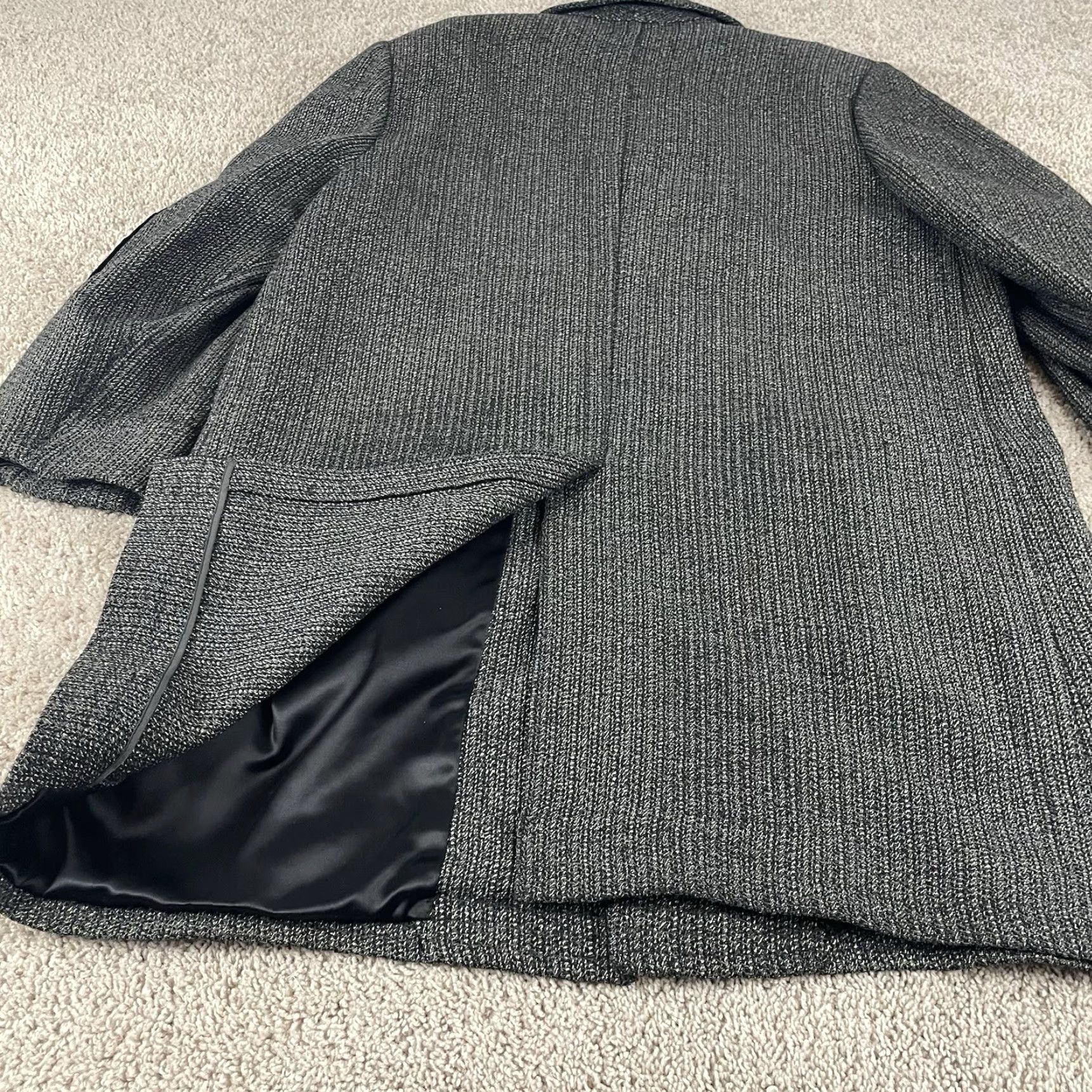 Vintage VINTAGE The Storrs-Schaefer Co. Overcoat Topcoat Coat Wool Grey Large Men’s Regular 1960s Union Button Pockets Notched Lapels Shoes? Size US M / EU 48-50 / 2 - 2 Thumbnail