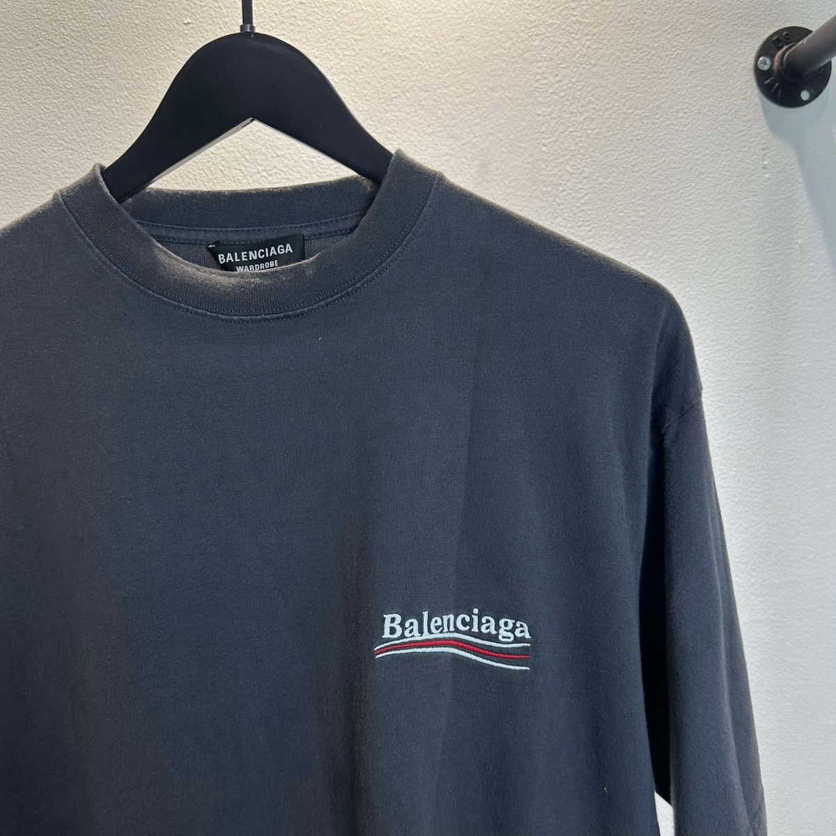 Balenciaga BALENCIAGA EMBROIDERED POLOTICAL CAMPAIGN LOGO T SHIRT Size US XS / EU 42 / 0 - 3 Thumbnail