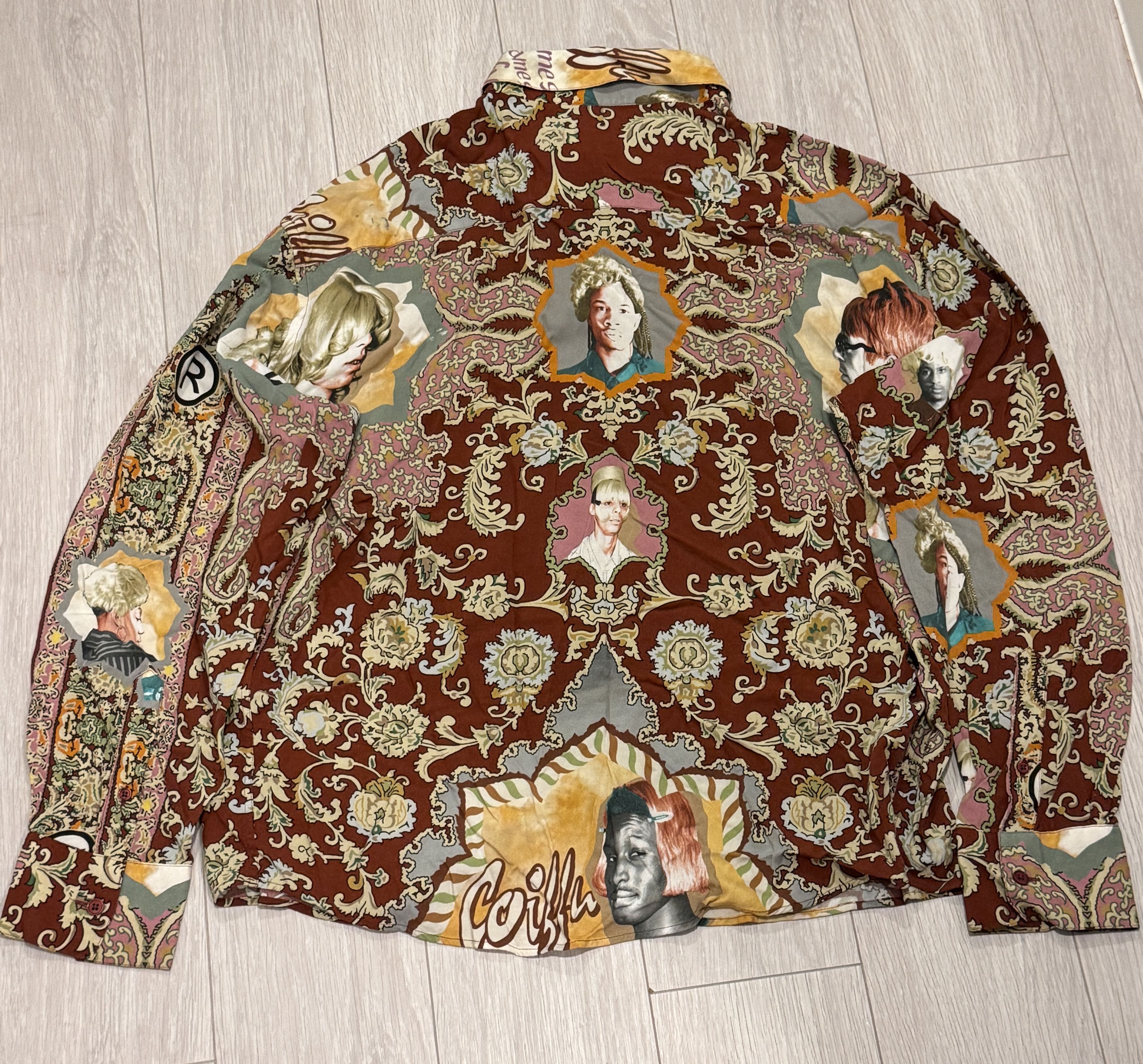 Martine Rose Martine Rose red paisley portrait button-up shirt Size US S / EU 44-46 / 1 - 11 Thumbnail