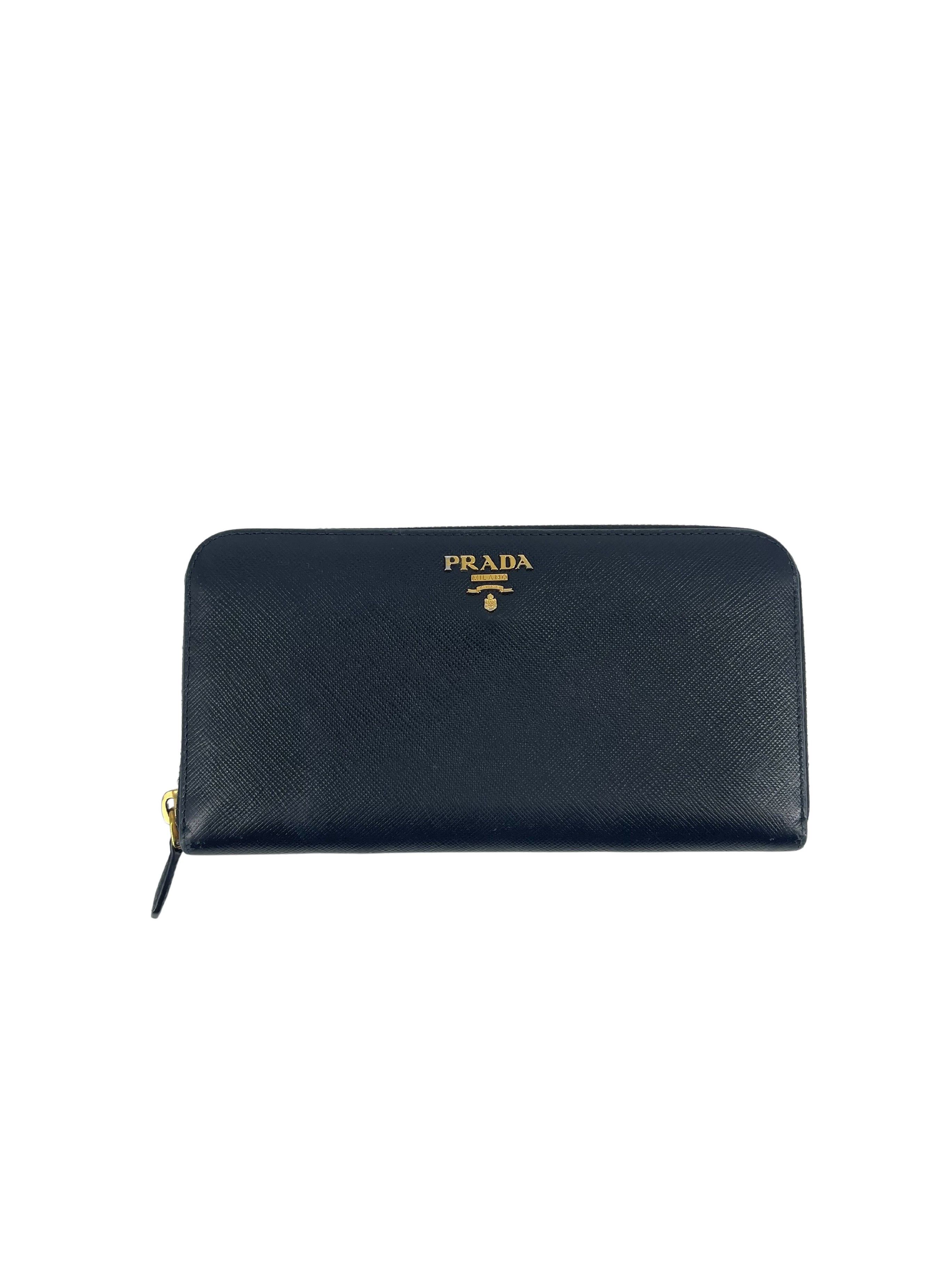 Prada Prada Front Zip Hobo Tessuto Size ONE SIZE - 1 Thumbnail