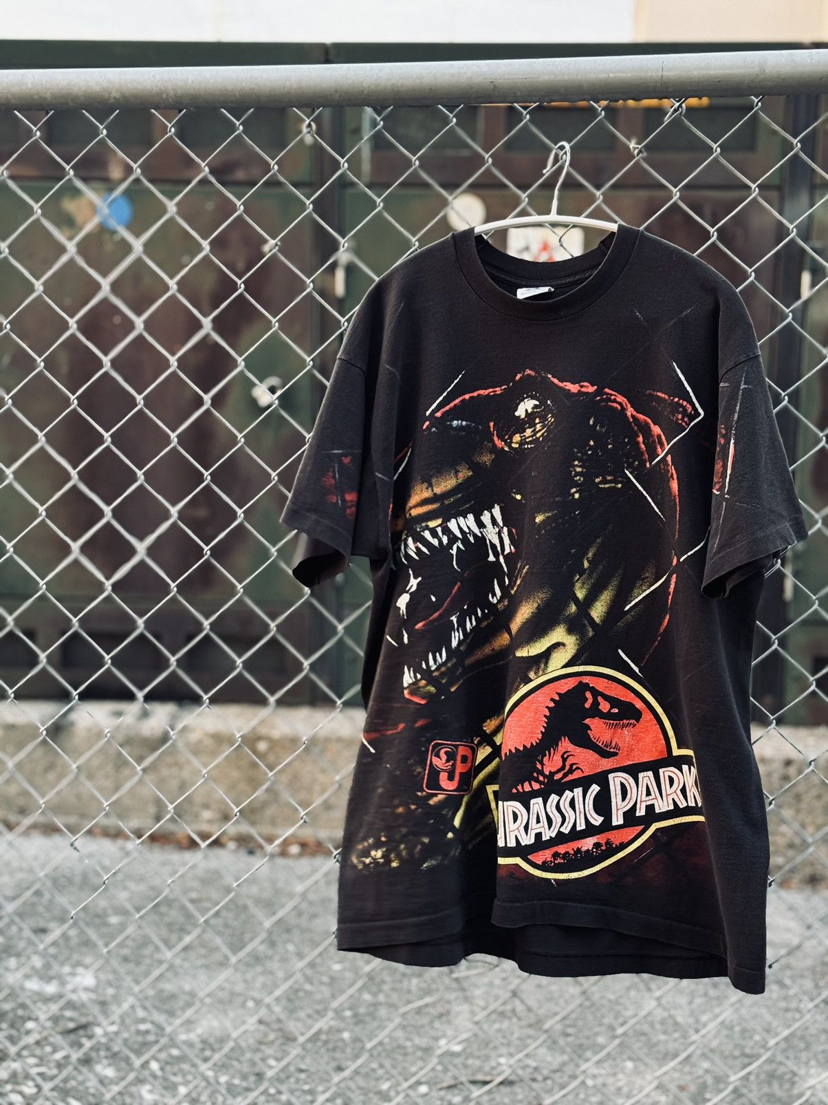 Image of Vintage 1993 Jurassic Park Aop Shirt in Black, Men's (Size XL)