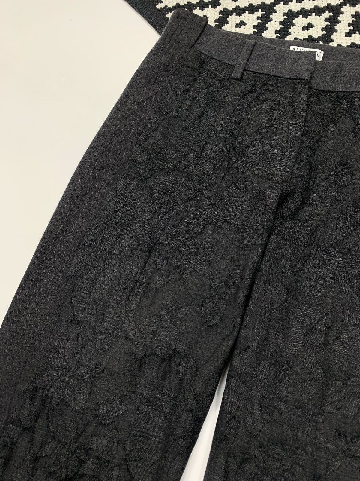 Brunello Cucinelli Brunello Cucinelli Women’s Pants Lana Wool Flower Embroidery Size 26" / US 2 / IT 38 - 3 Thumbnail