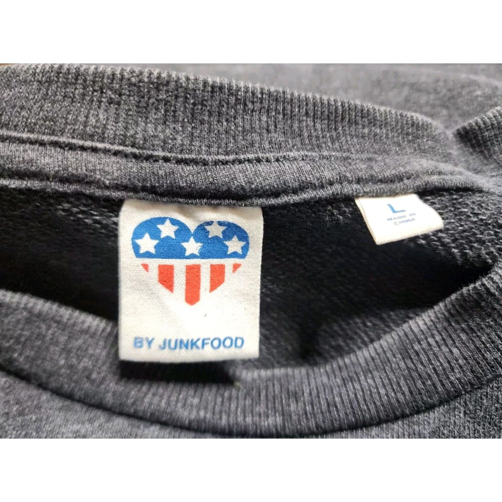 Junk Food Junk Food Womens L Def Leppard Cropped Sweatshirt Band Tee Sweatshirt L Gray Graphic Print Cropped Music Retro Rock Pullover Crew Neck Long Sleeve Size L / US 10 / IT 46 - 4 Thumbnail