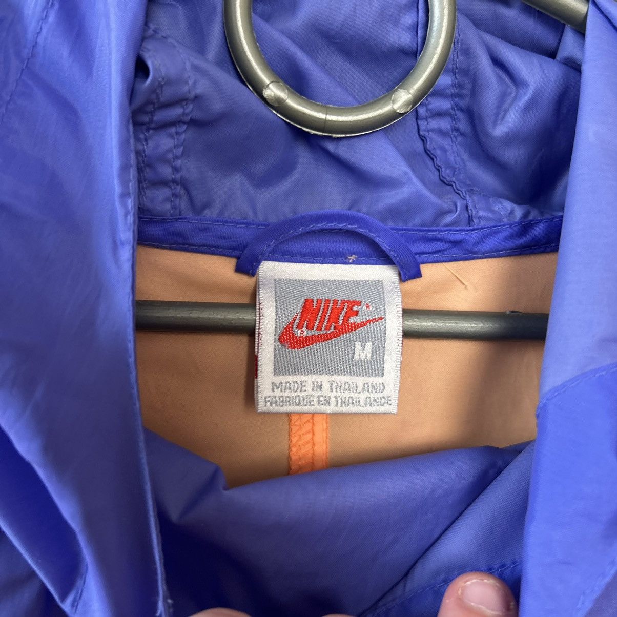 Nike Vintage Nike Court Swoosh 90’s Nylon windbreaker jacket Size US M / EU 48-50 / 2 - 10 Thumbnail