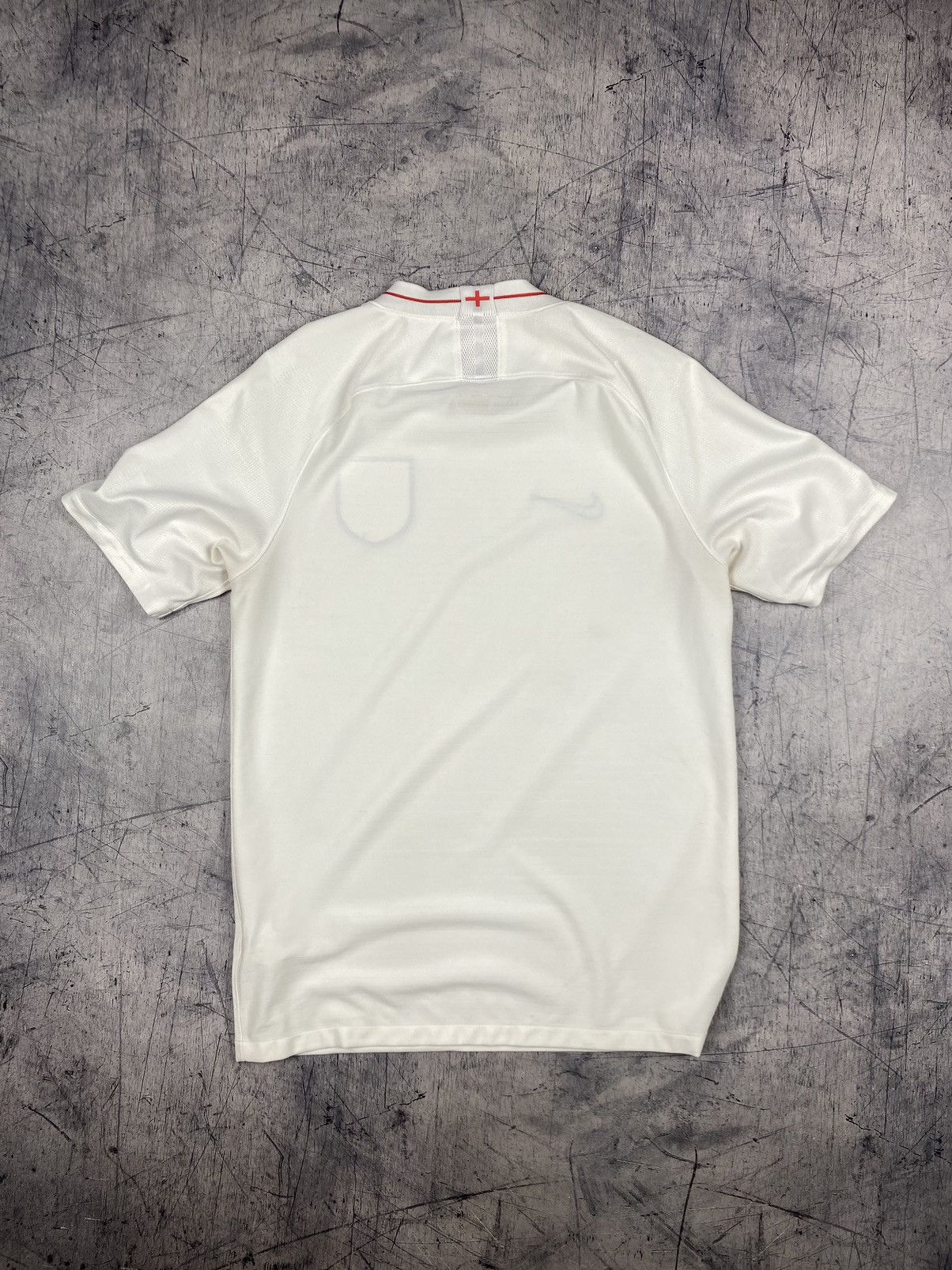 Nike Nike England Soccer Jersey Tee T Shirt Size M Size US M / EU 48-50 / 2 - 9 Thumbnail