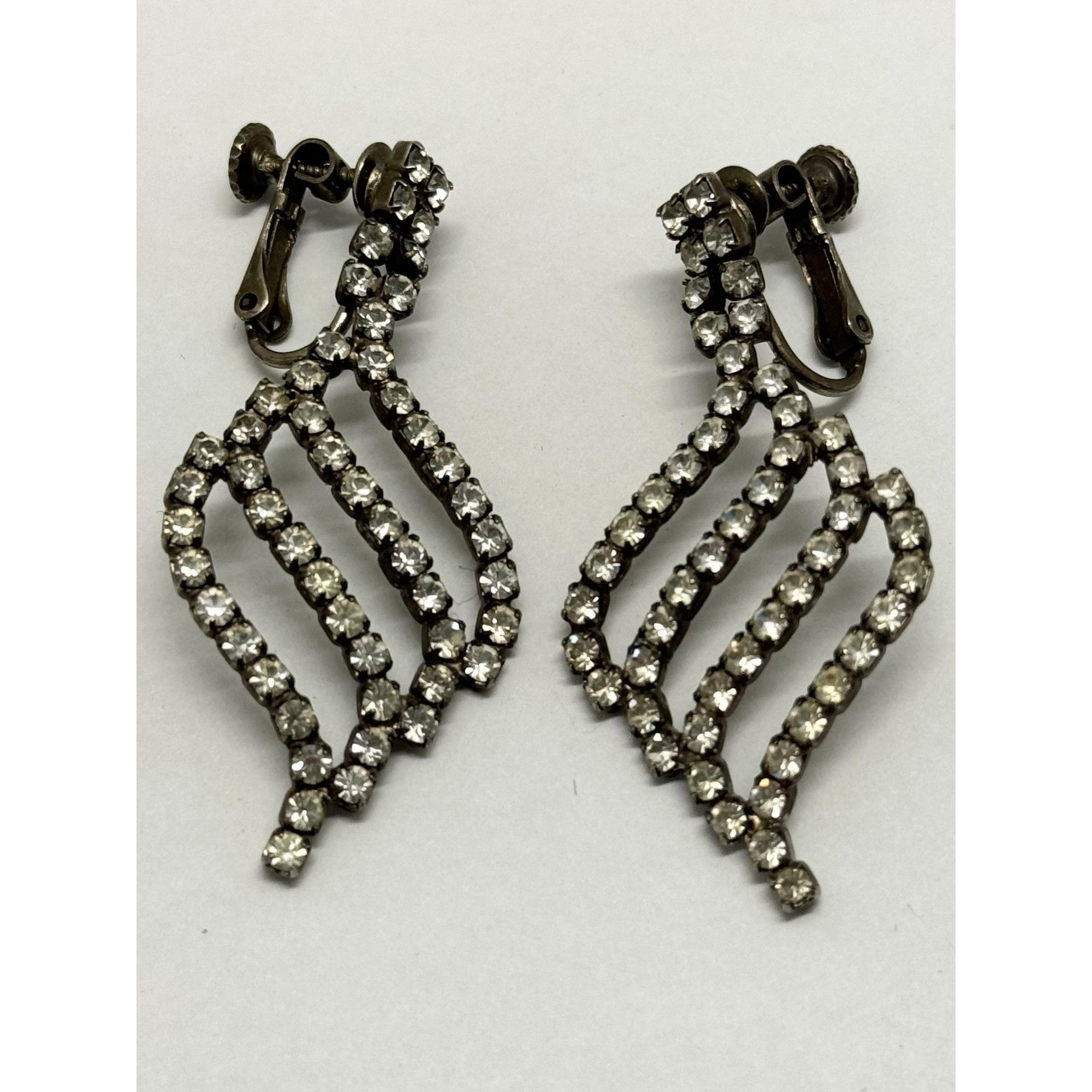 Vintage Vintage Les Bernard rhinestone dangle drop earrings Size ONE SIZE - 1 Thumbnail