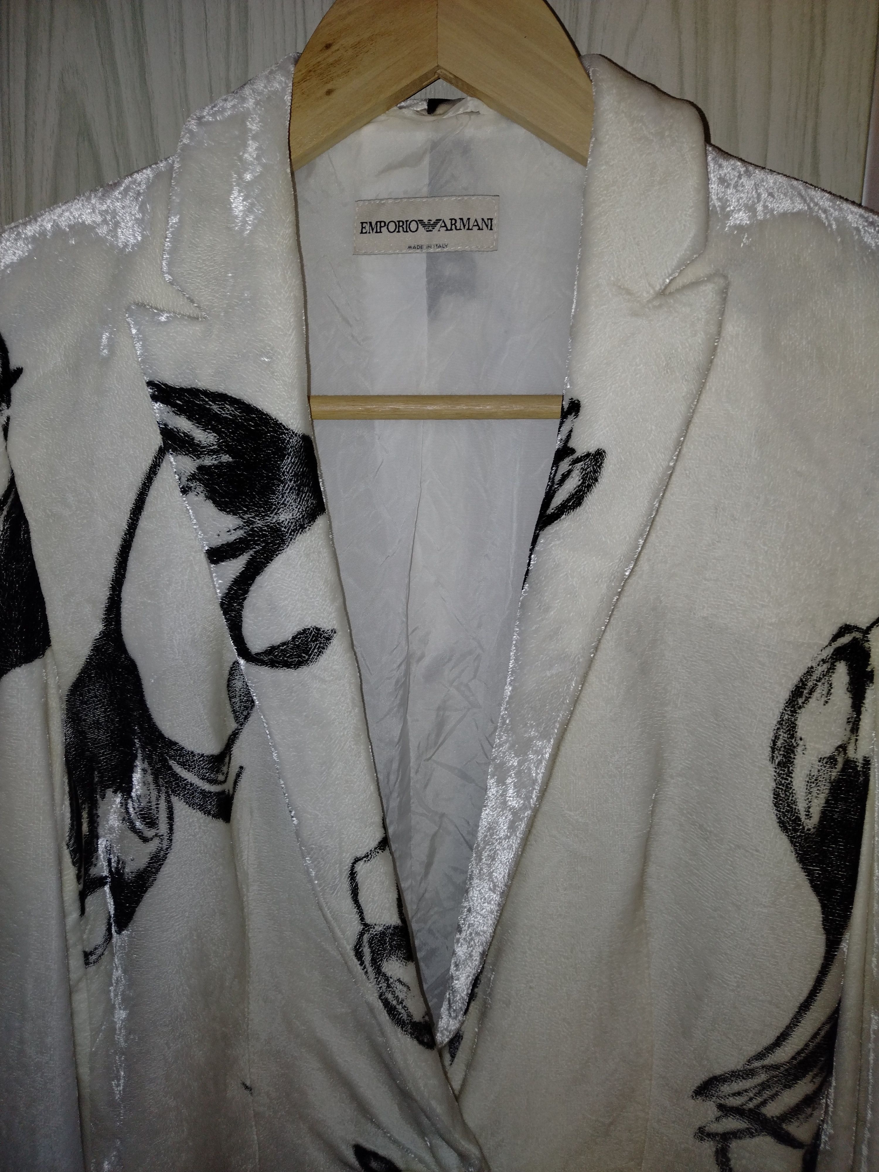 Emporio Armani RARE🔥Vintage 2002 Emporio Armani Velvet Blazer Jacket Size S / US 4 / IT 40 - 15 Thumbnail