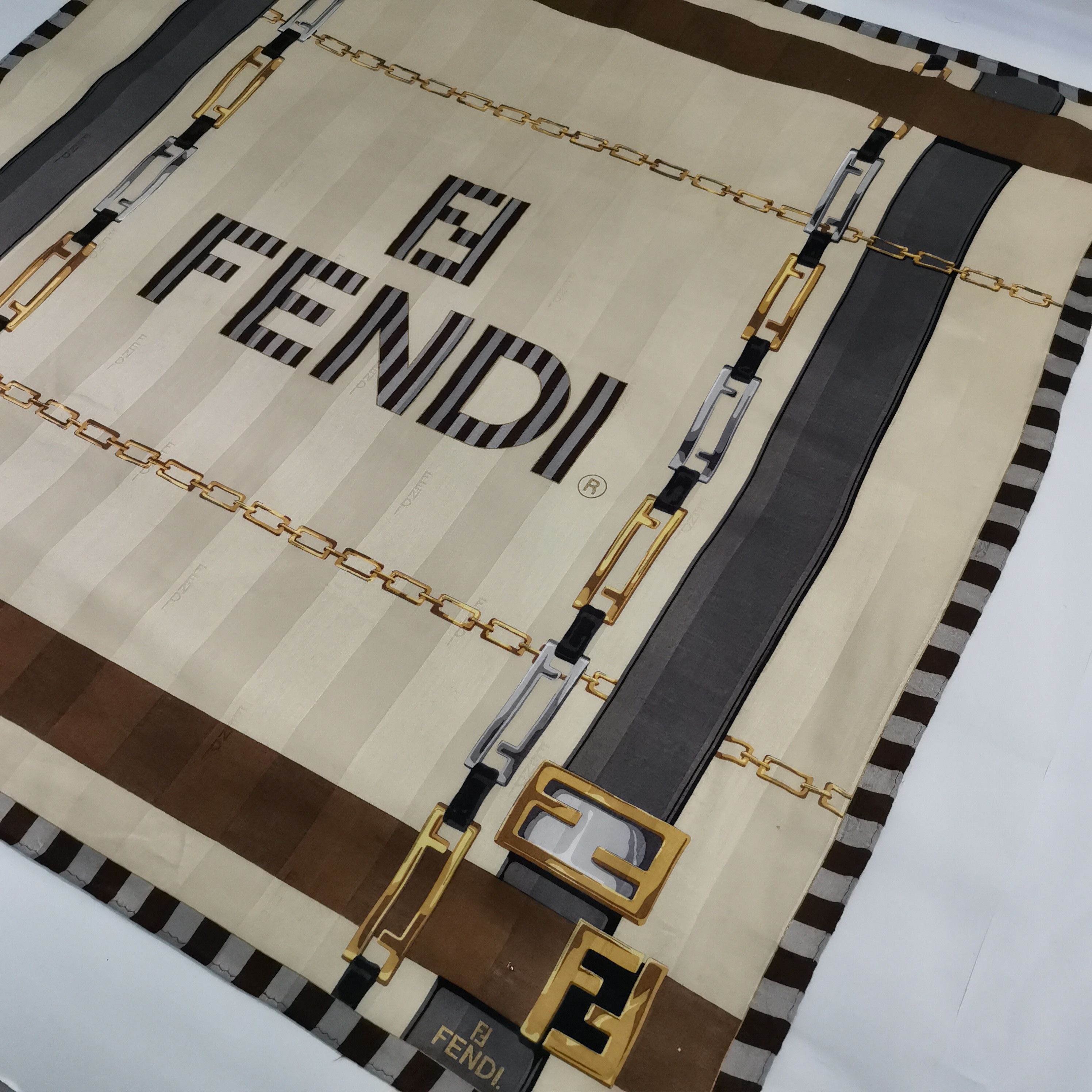 Fendi FENDI HANDKERCHIEF/ BANDANA/ SCARF Size ONE SIZE - 3 Thumbnail