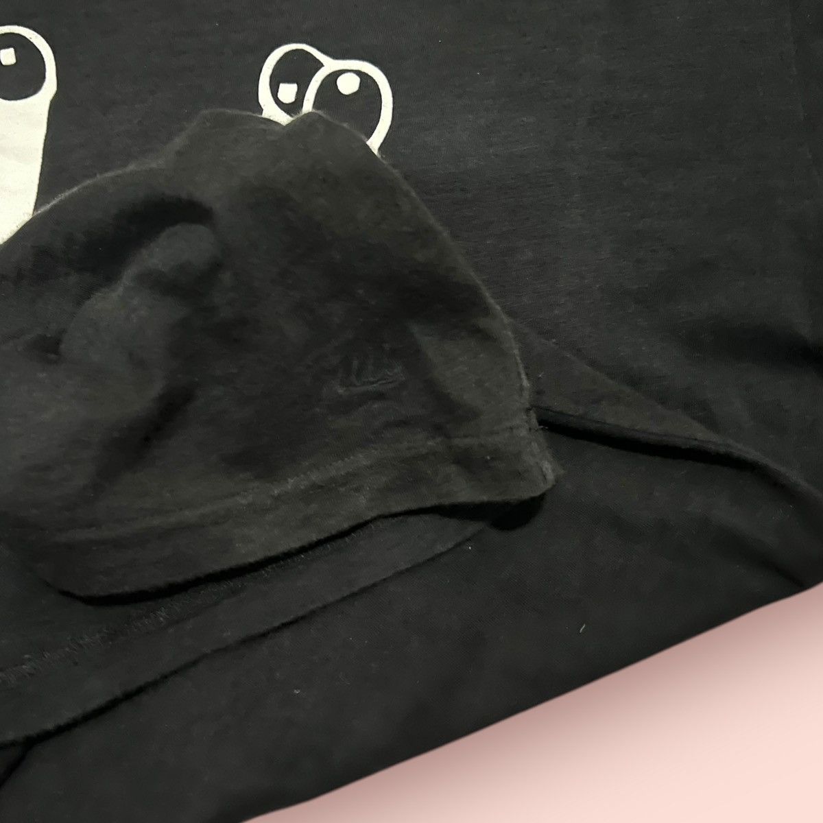 Jun Takahashi VINTAGE Y2K UNDERCOVER X UNIQLO CROSSBONE (JPN SIZE L) Size US M / EU 48-50 / 2 - 6 Thumbnail