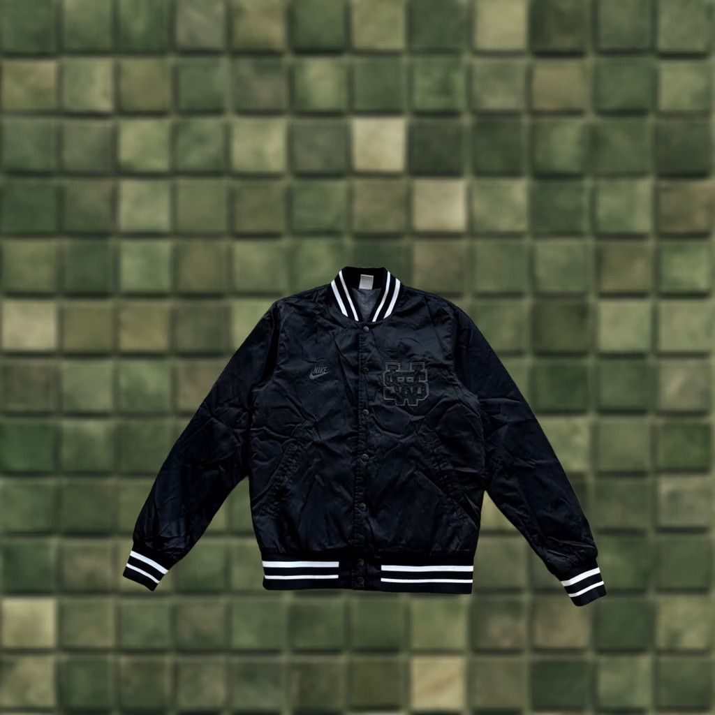Nike VINTAGE Nike Sportswear Bomber Jacket Satin Black Men’s S Jacket Size US S / EU 44-46 / 1 - 1 Thumbnail
