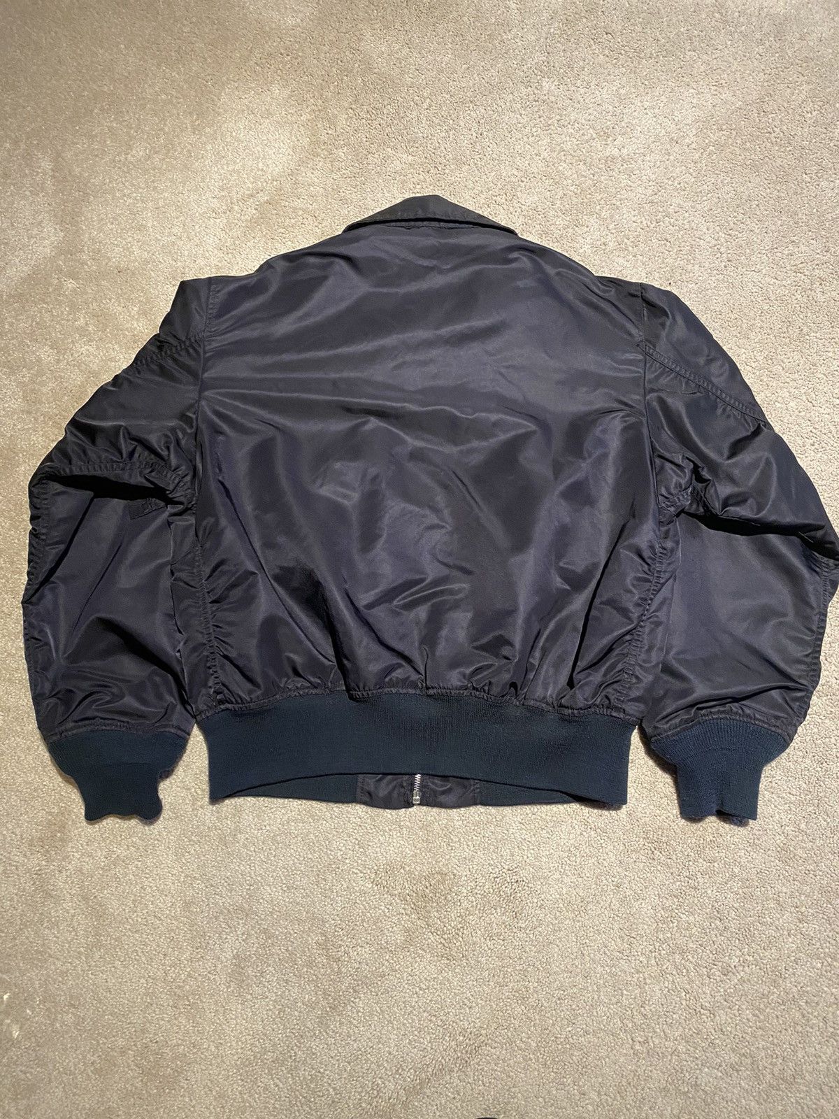 Alpha Industries Alpha light weight bomber Size US L / EU 52-54 / 3 - 2 Thumbnail